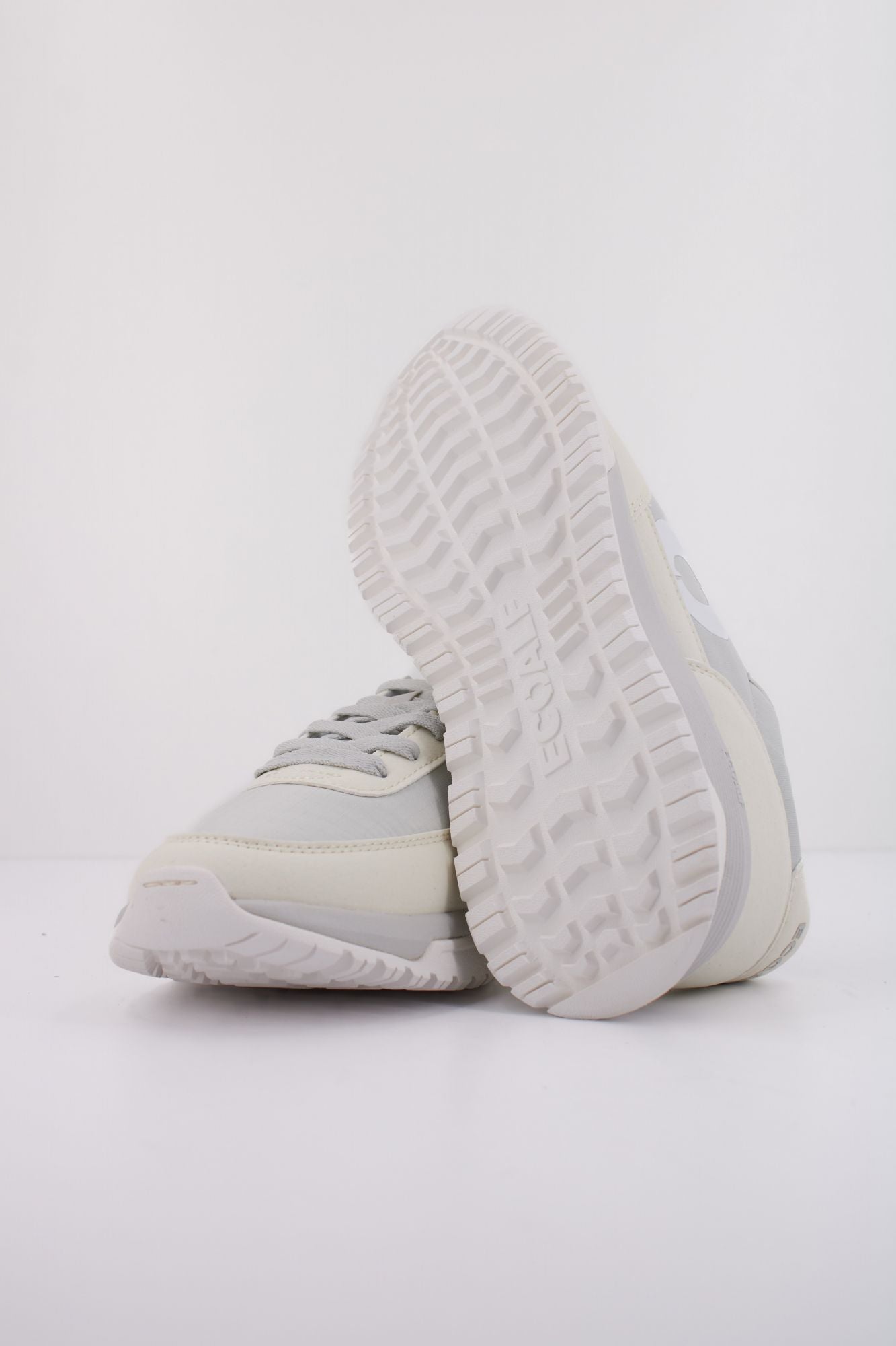 ECOALF VENTURAALF  en color BLANCO (5)