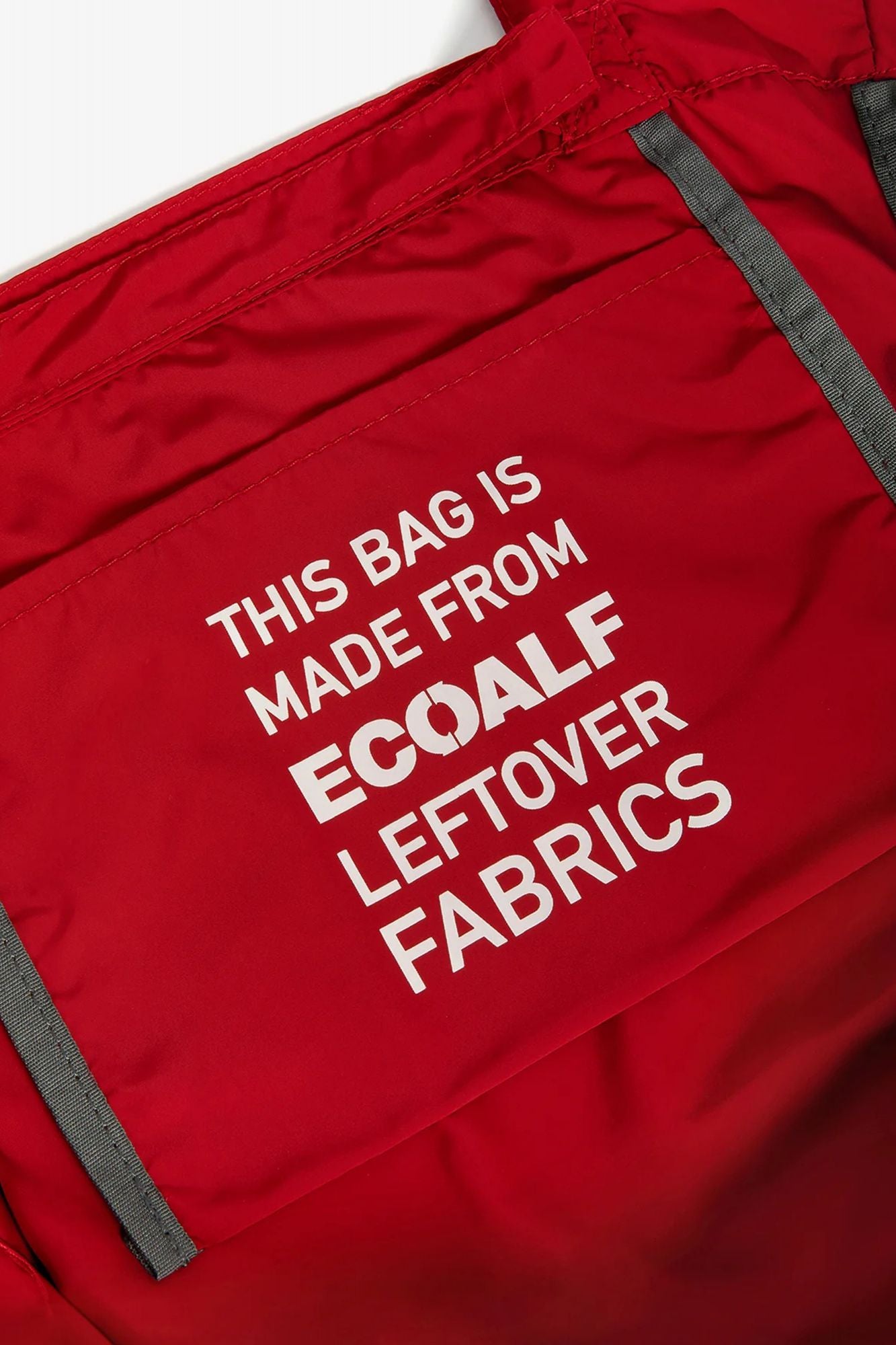 ECOALF  PACHO BAG  en color ROJO (3)