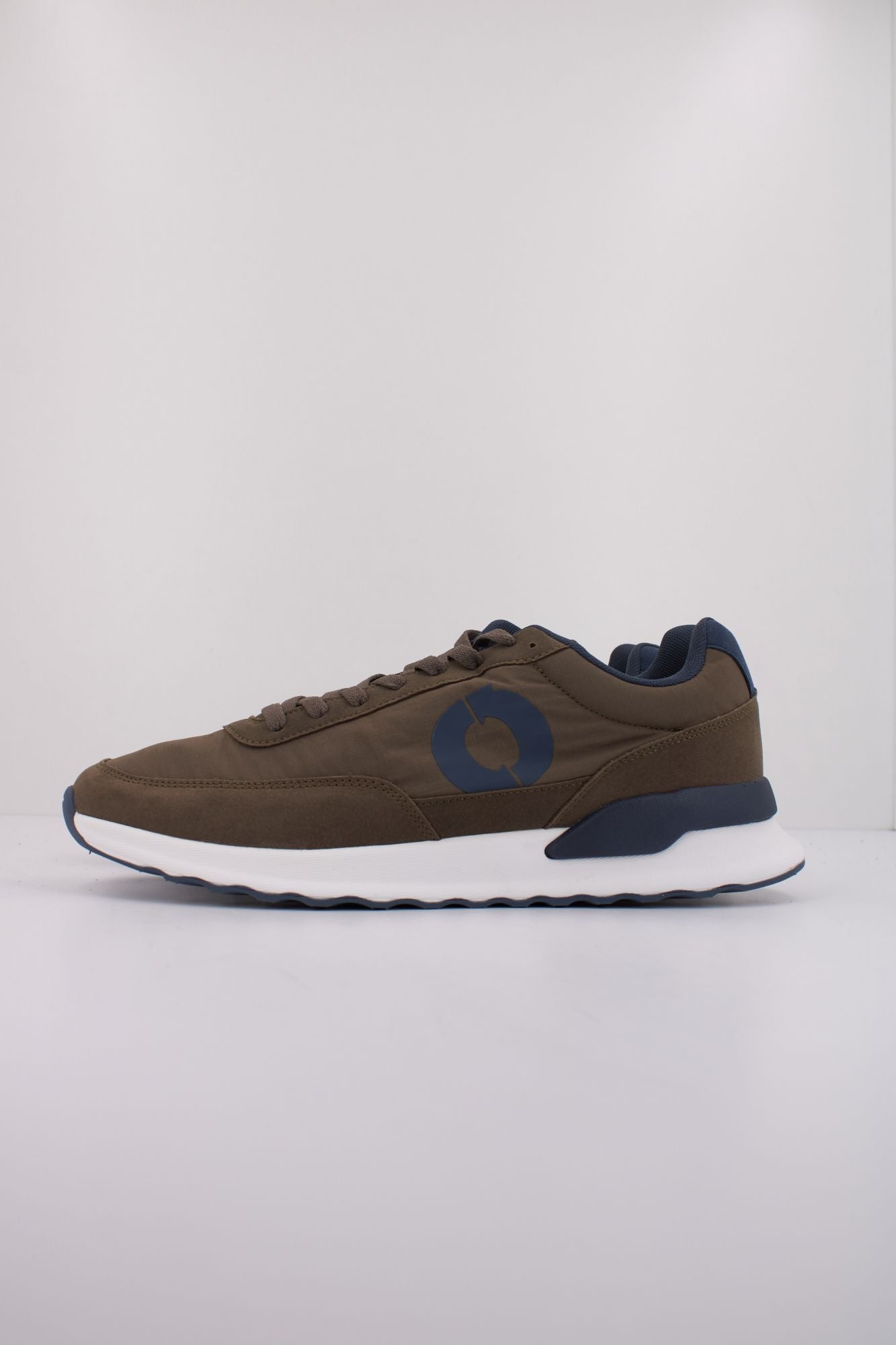 ECOALF CONDE SNEAKERS MAN en color VERDE (1)