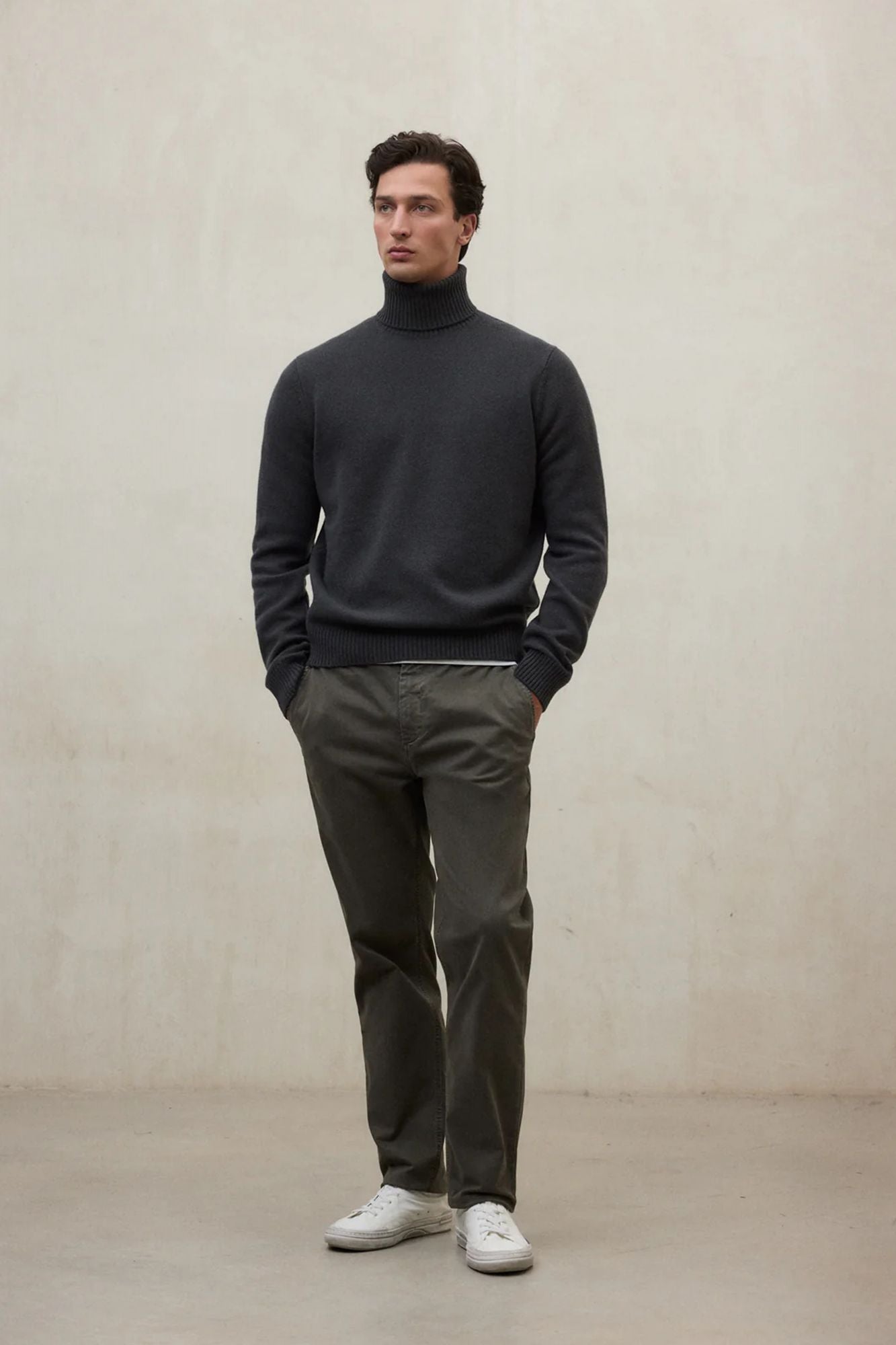 ECOALF  ETHIWIN PANTS MAN  en color GRIS (4)