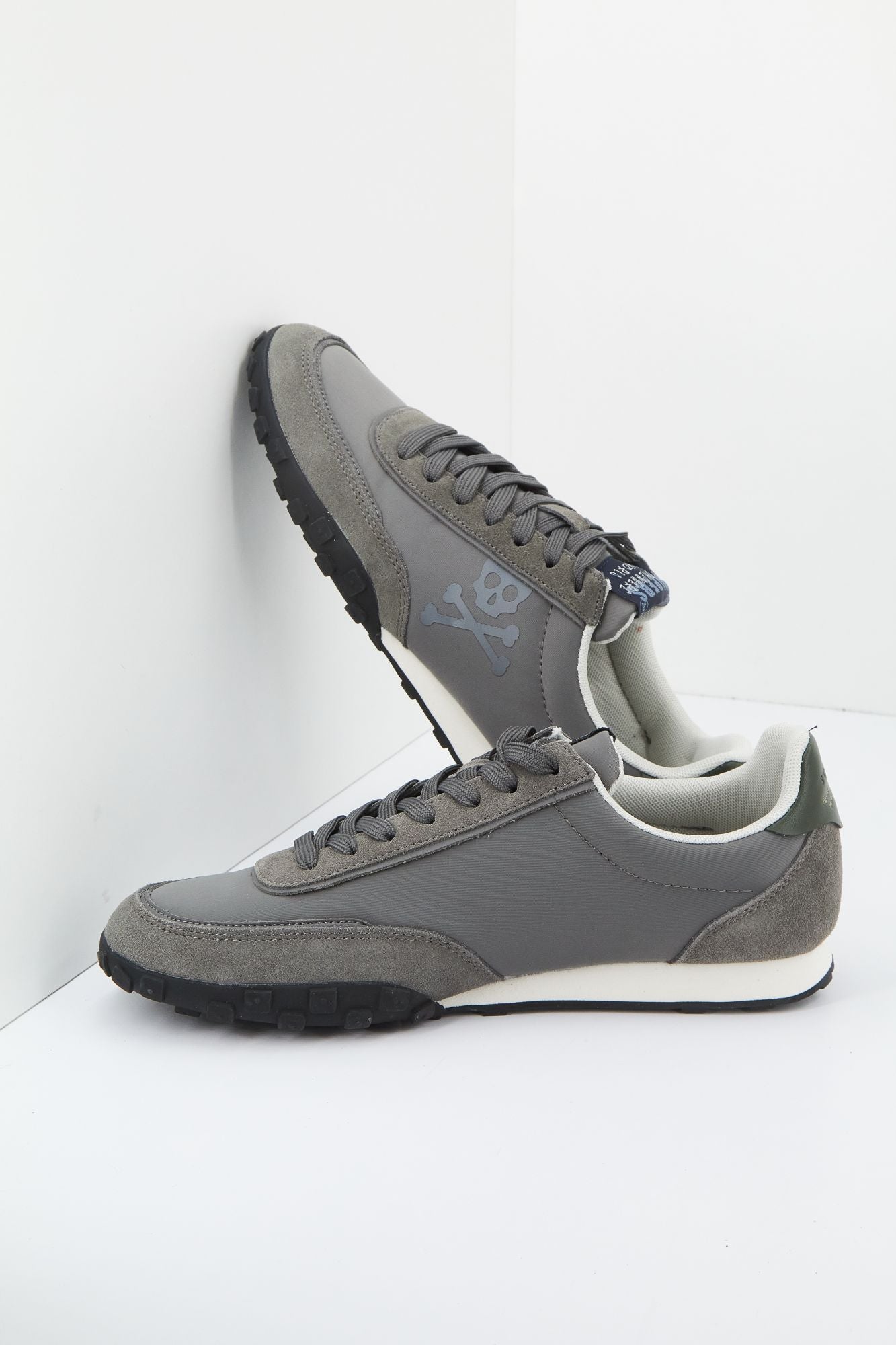 SCALPERS DACH H en color GRIS (4)