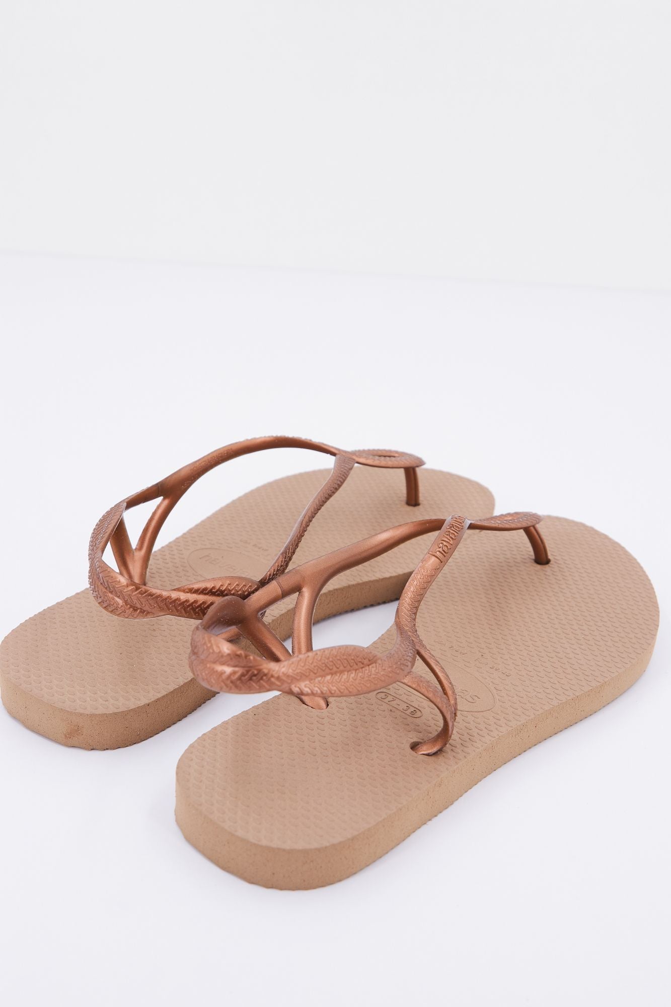 HAVAIANAS LUNA en color MARRON (3)