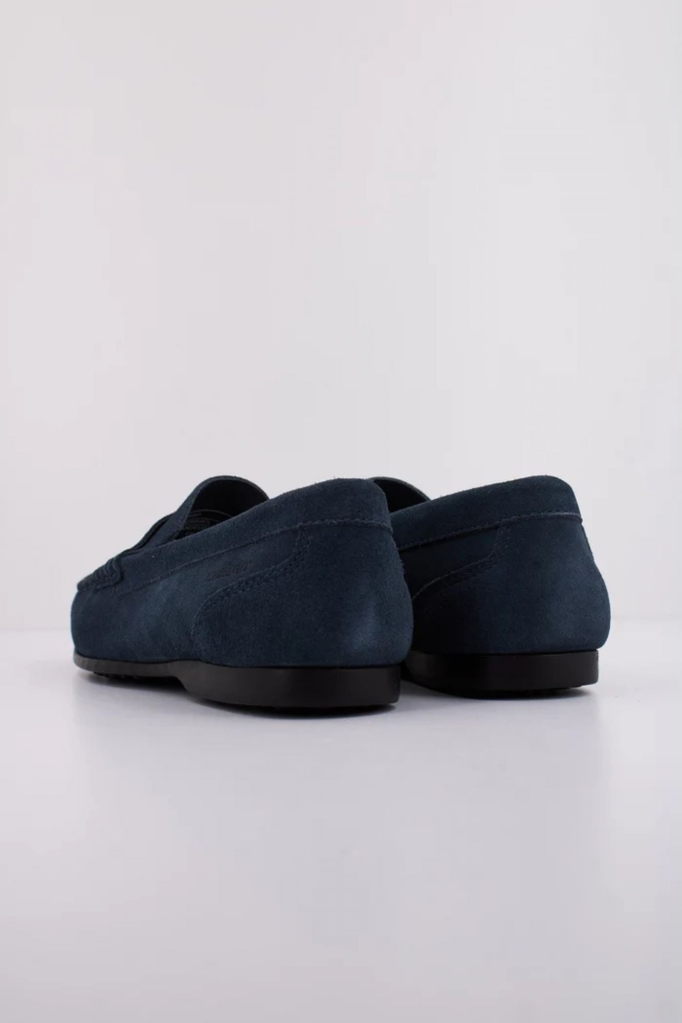 SEBAGO BYRON SUEDE en color AZUL (4)