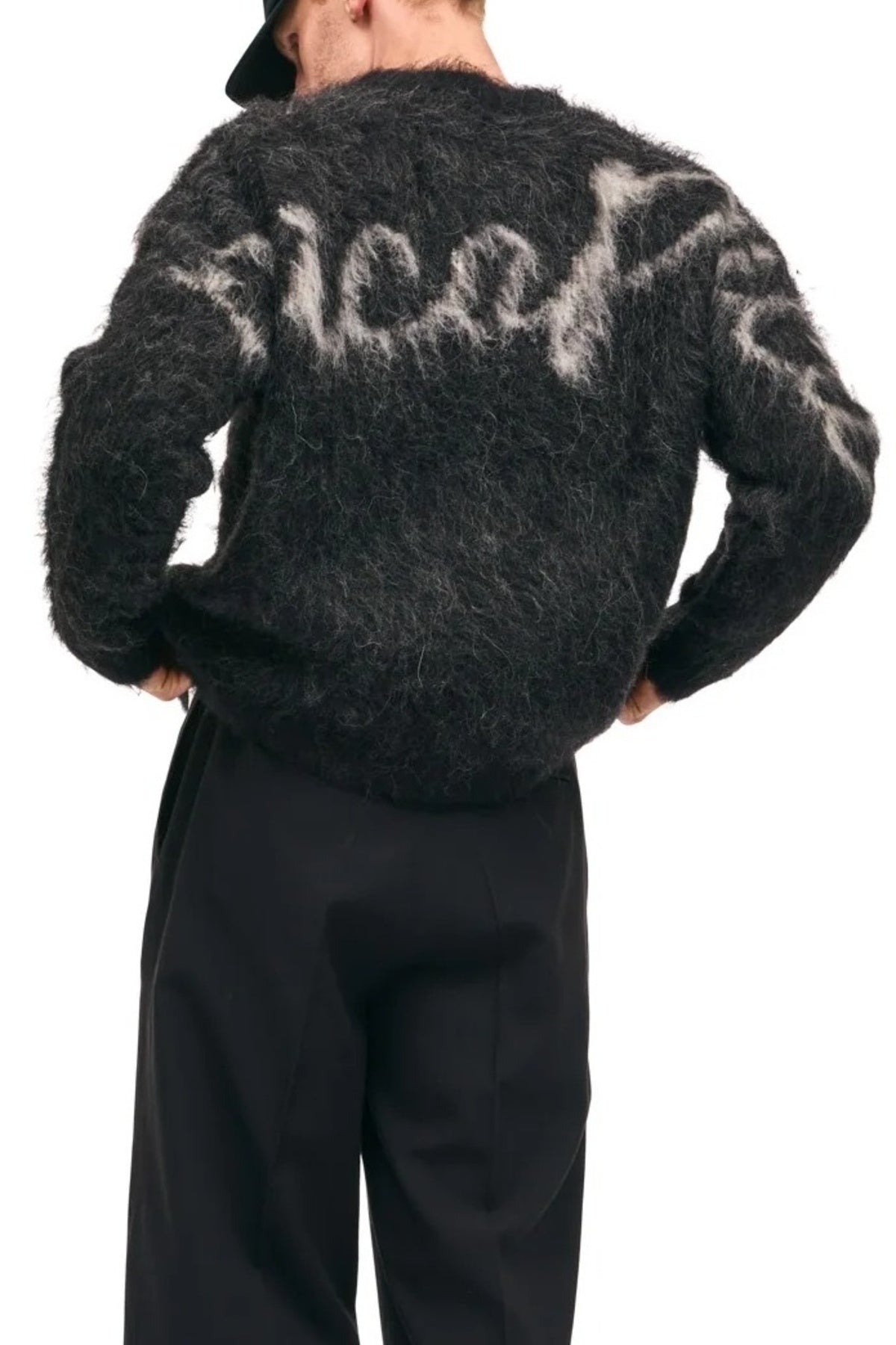 PICA PICA HARRY PICA en color NEGRO (2)