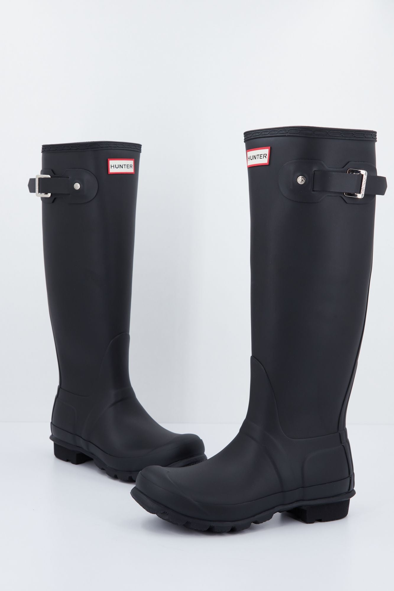 HUNTER ORIGINAL TALL  en color NEGRO (1)