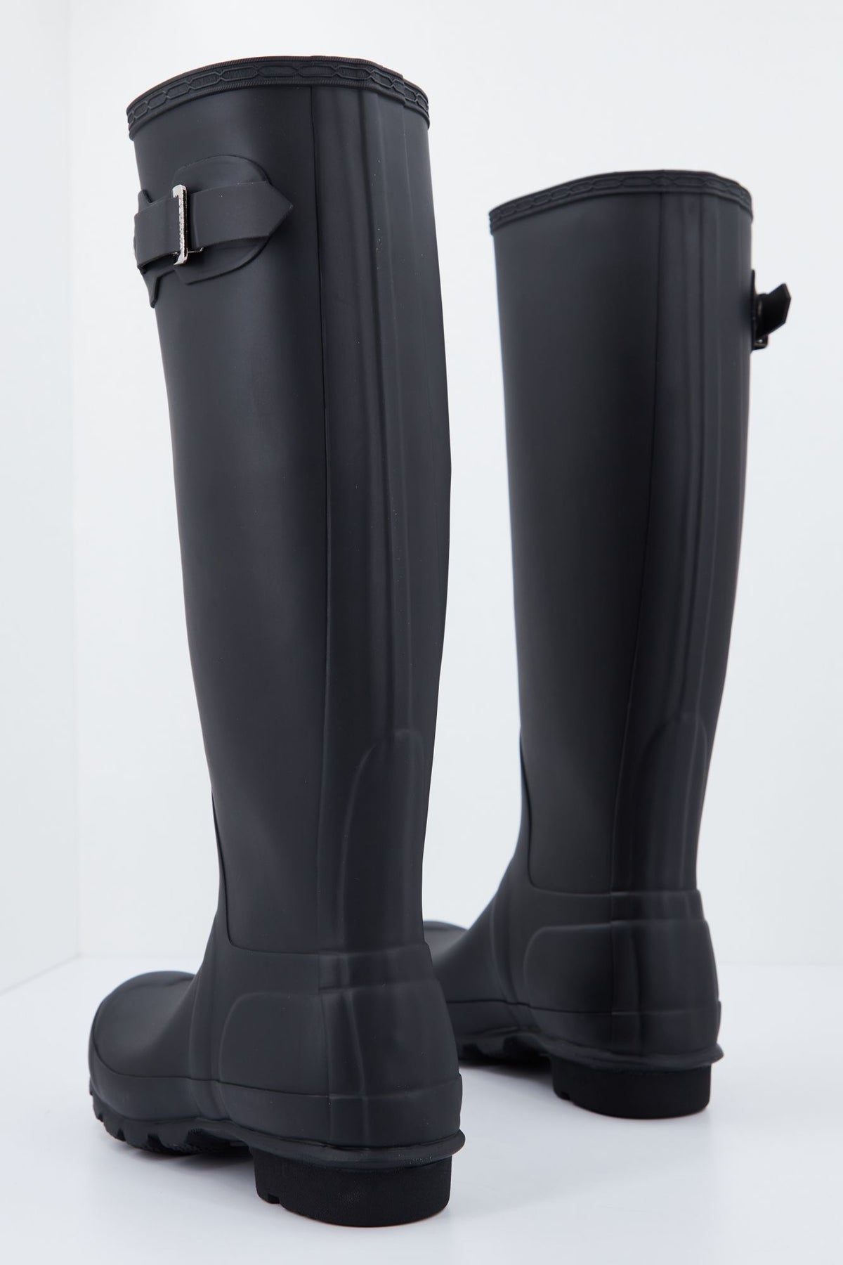 HUNTER ORIGINAL TALL  en color NEGRO (3)