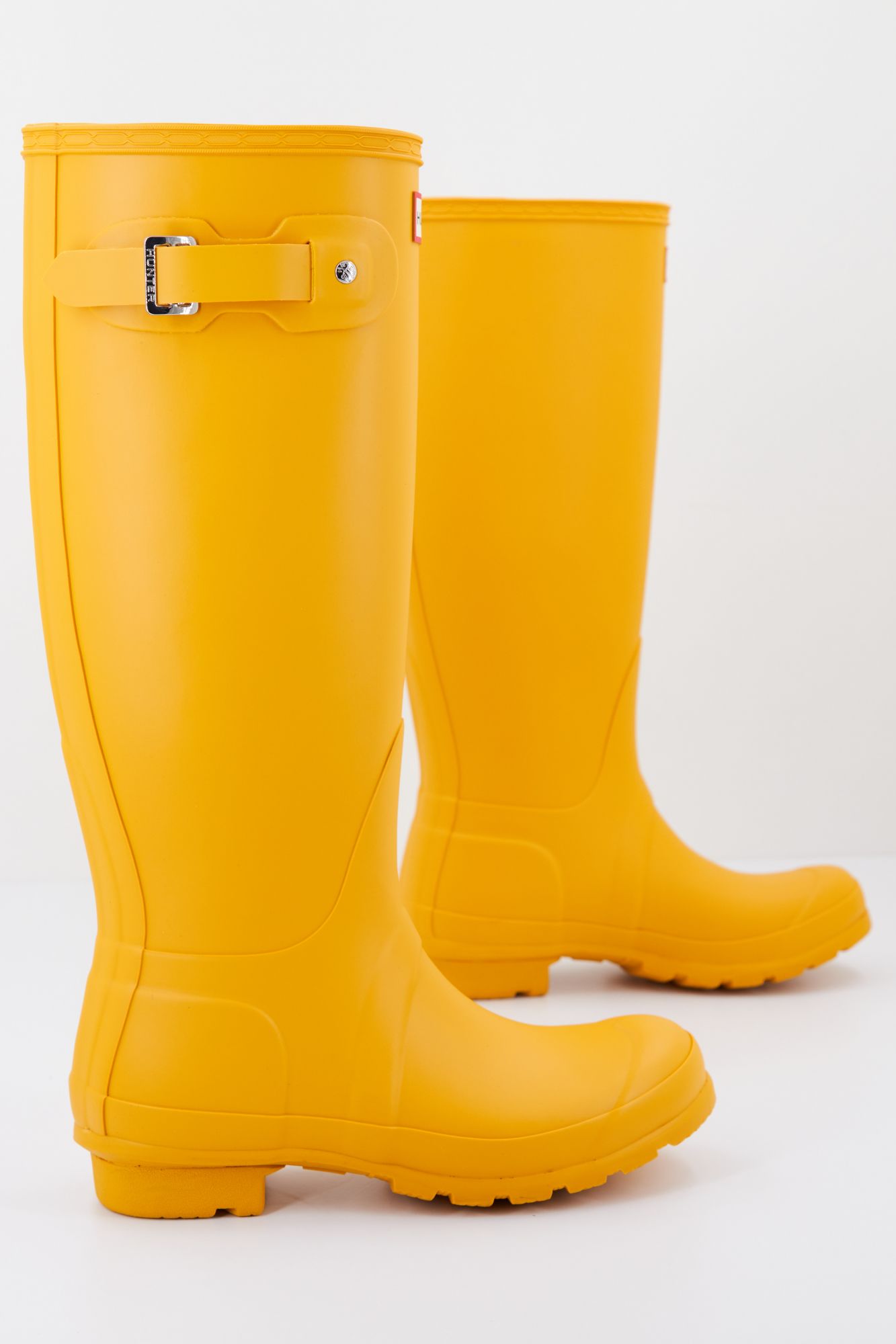 HUNTER ORIGINAL TALL  en color AMARILLO (2)