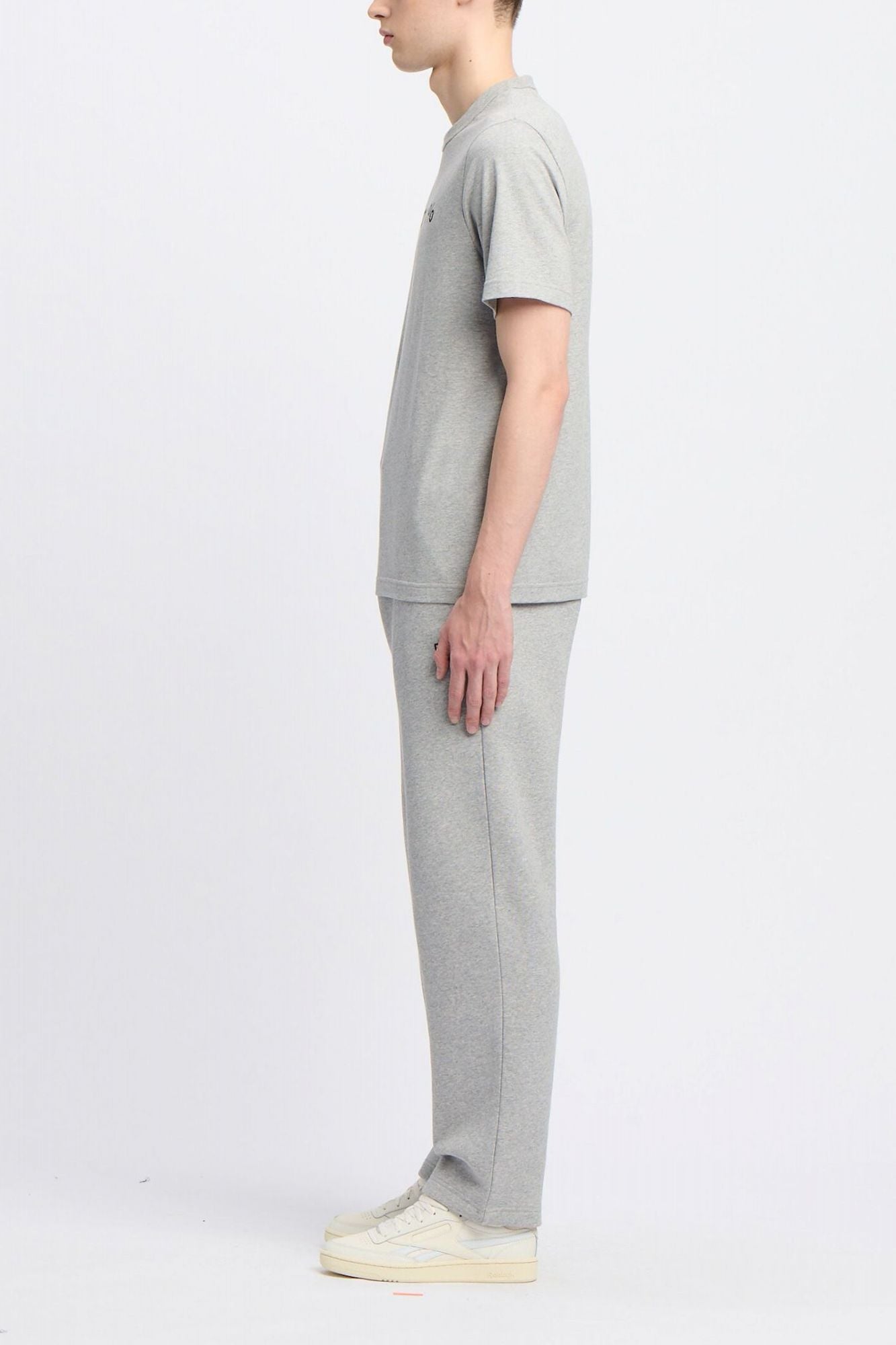 REEBOK GS BASKETBALL NOT 1% TEE en color GRIS (2)