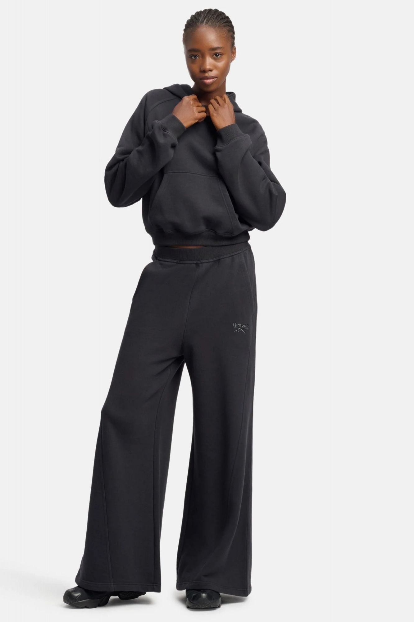 REEBOK  ICON ELEMENTS FT PANT en color NEGRO (4)