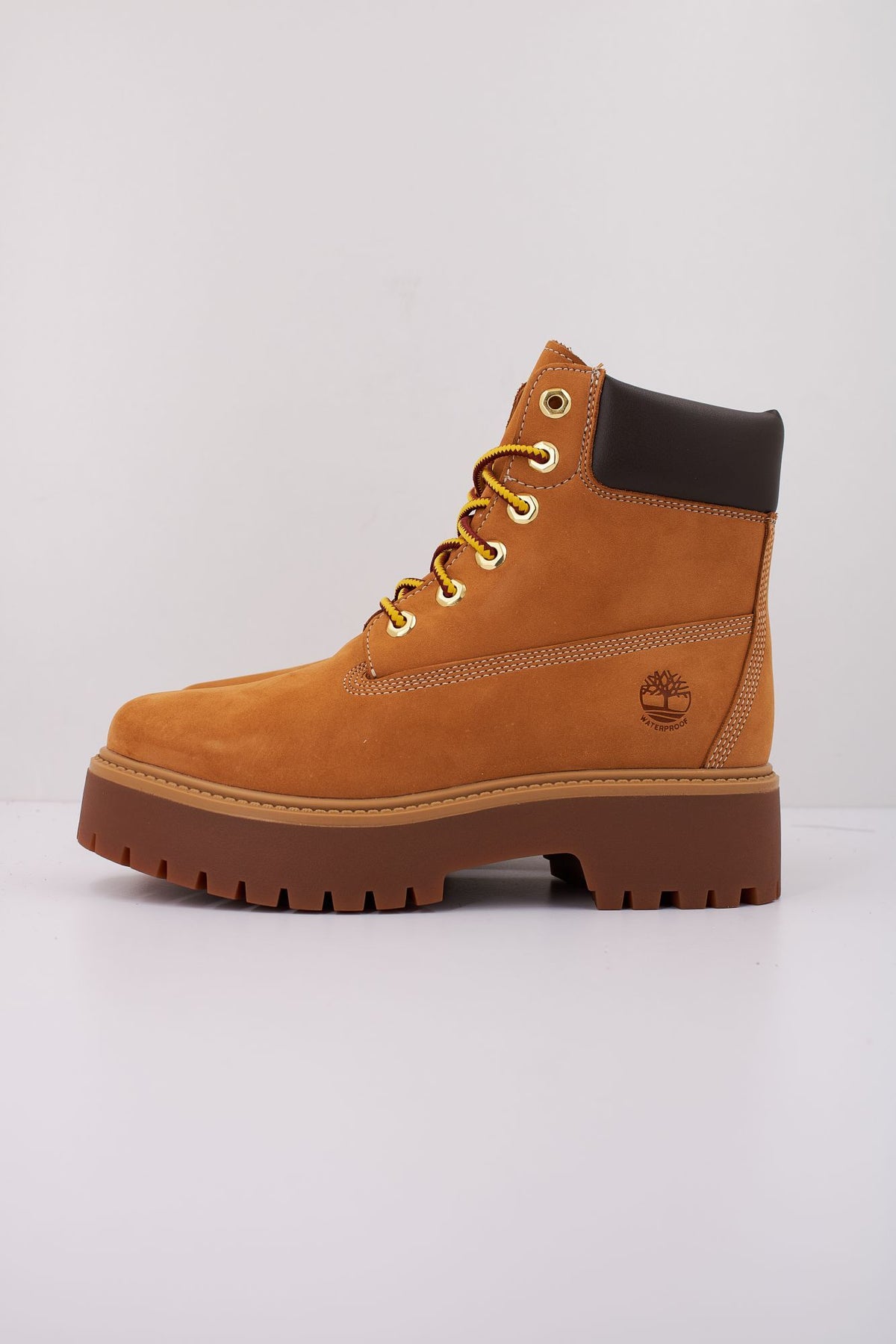 TIMBERLAND STONE STREET 6 INCH LA en color MARRON (1)