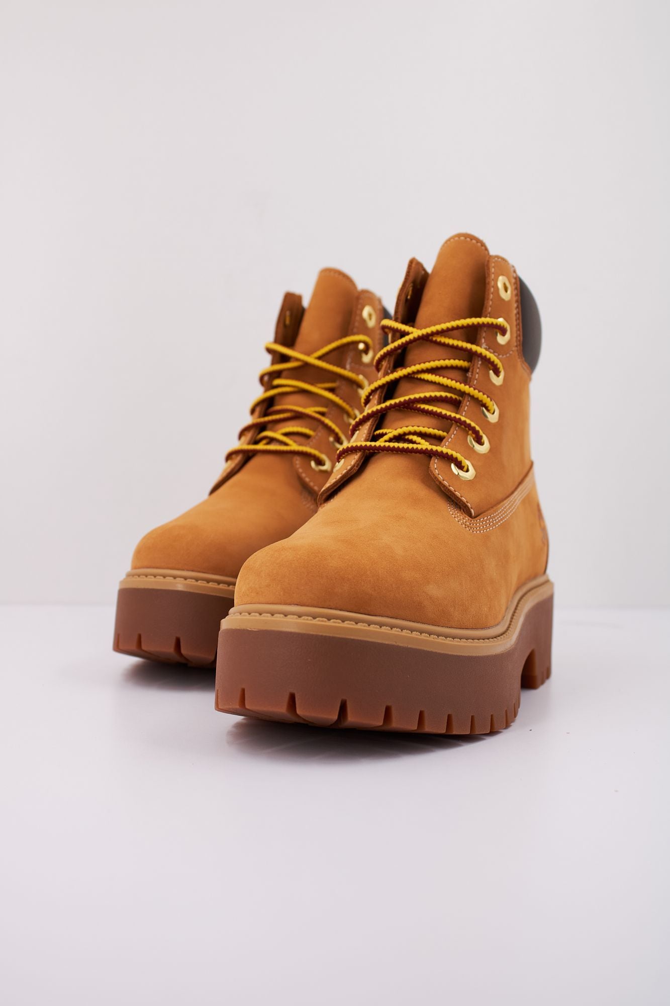 TIMBERLAND STONE STREET 6 INCH LA en color MARRON (2)