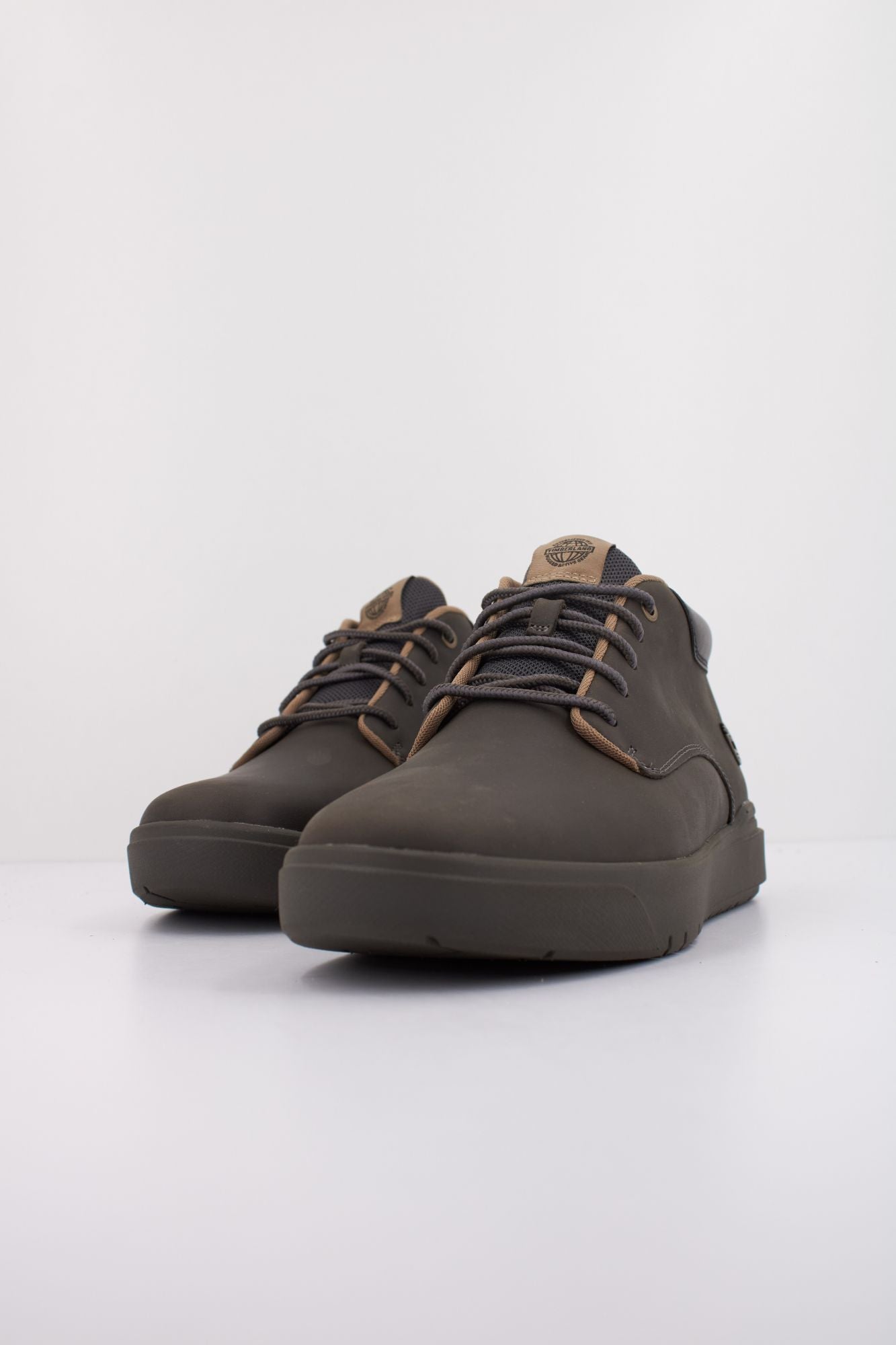TIMBERLAND SENECA BAY MID LACE UP en color GRIS (2)