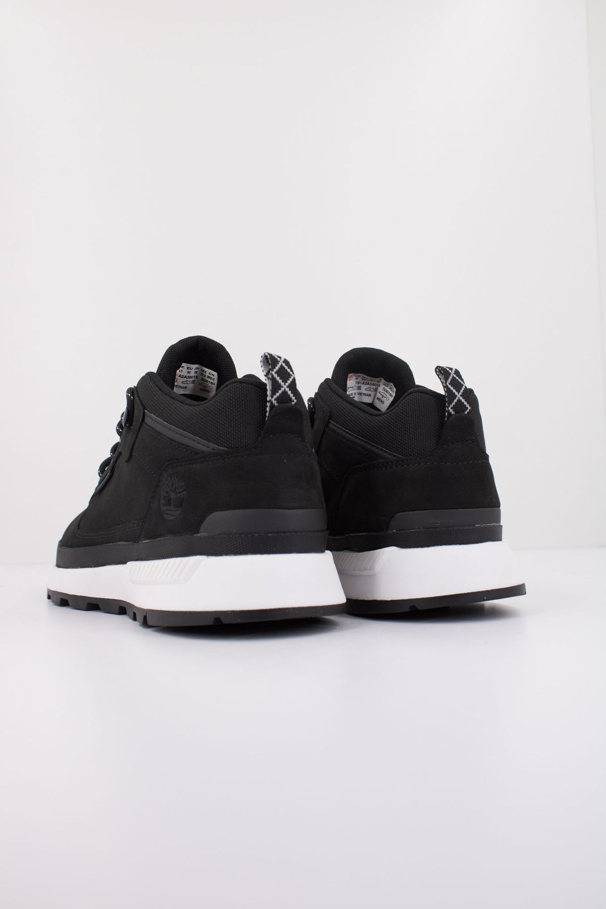 TIMBERLAND FIELD TREKKER LOW LACE UP SNEAKER en color NEGRO (4)
