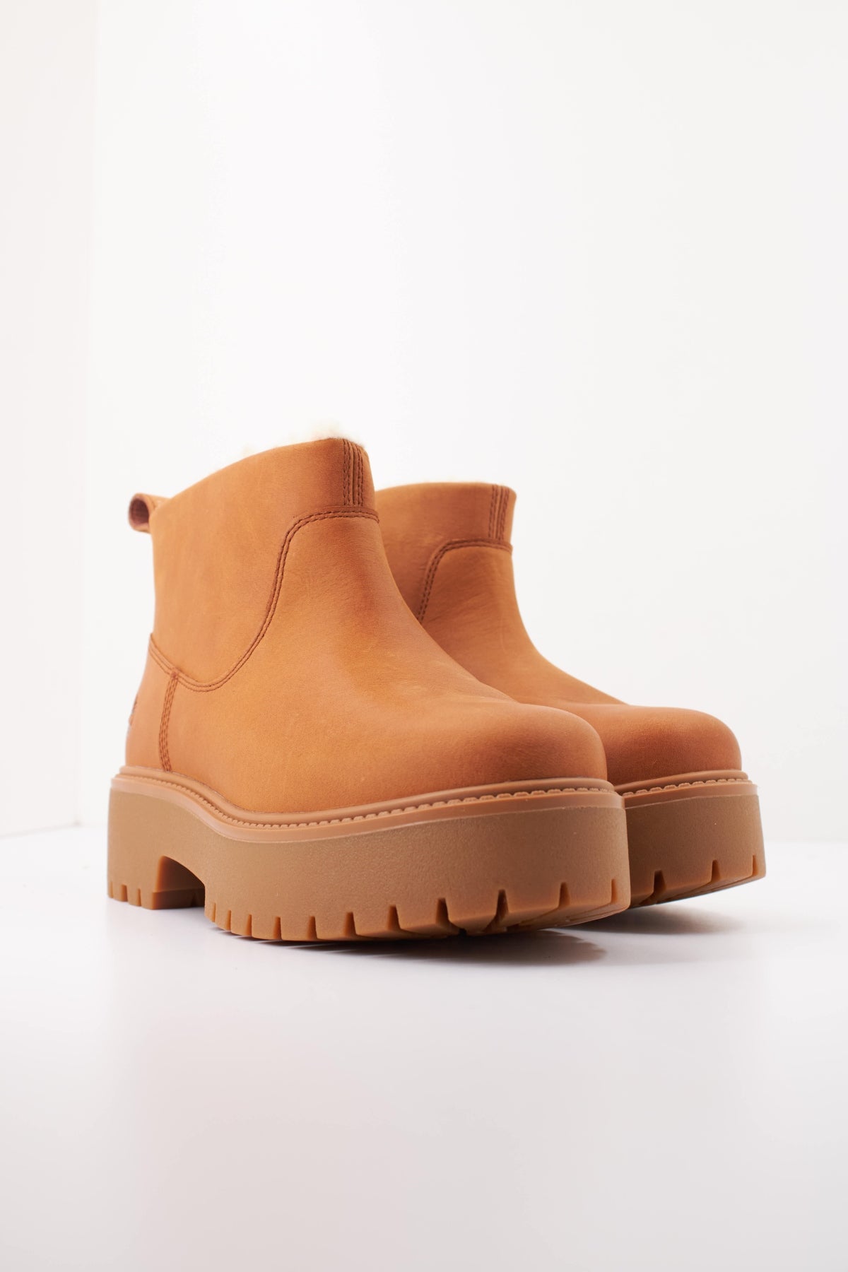 TIMBERLAND TB0A283GEM71 en color MARRON CLARO (2)