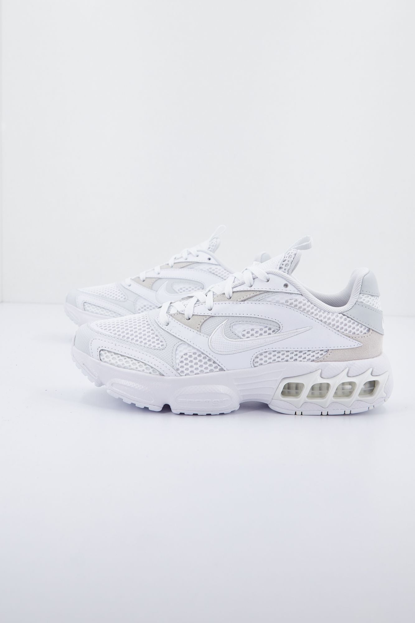 NIKE ZOOM AIR FIRE WOMEN'S S en color BLANCO (2)