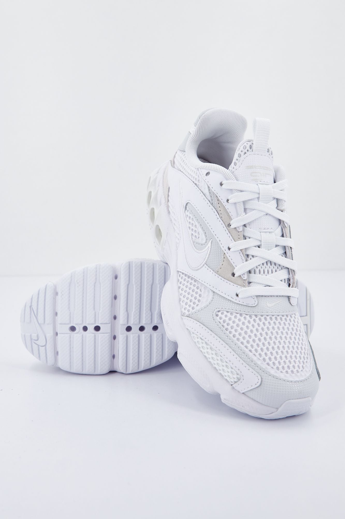 NIKE ZOOM AIR FIRE WOMEN'S S en color BLANCO (4)