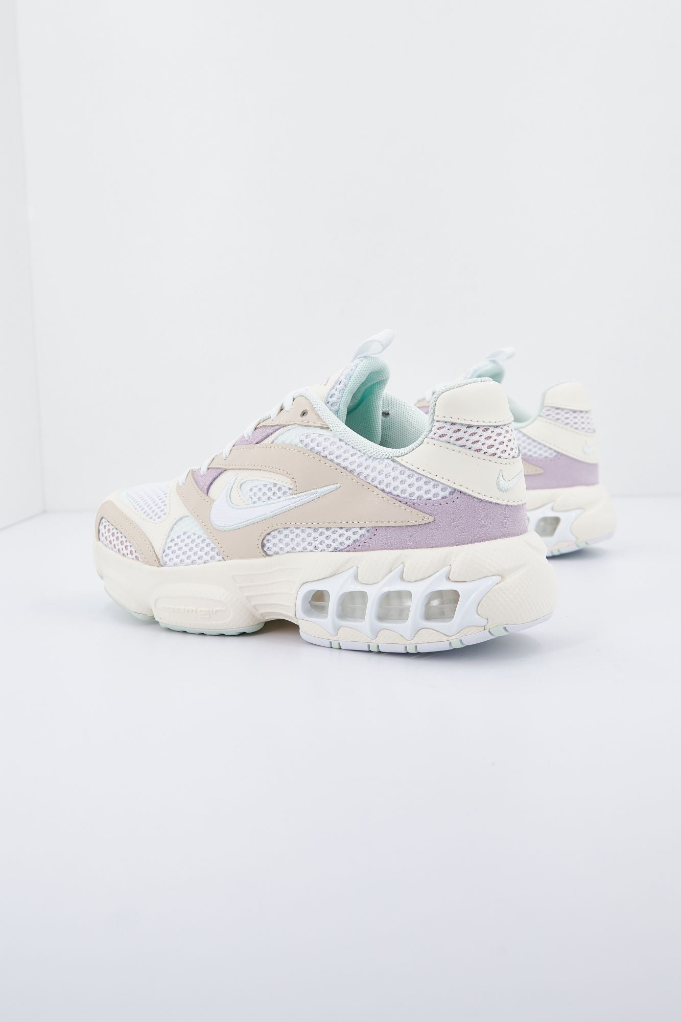 NIKE ZOOM AIR FIRE WOMEN'S S en color BLANCO (3)