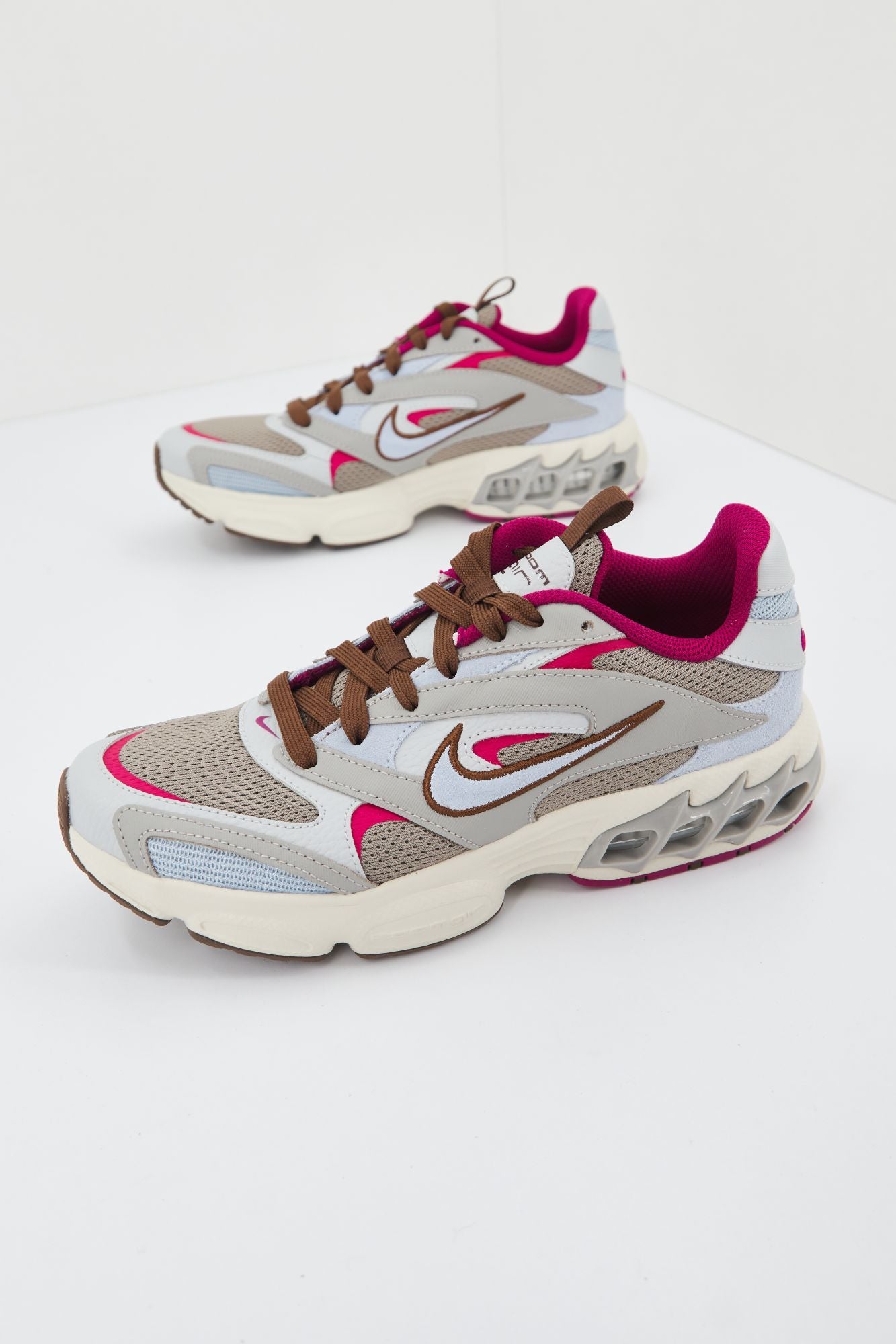 NIKE  AIR ZOOM FIRE HO22 en color AZUL (1)