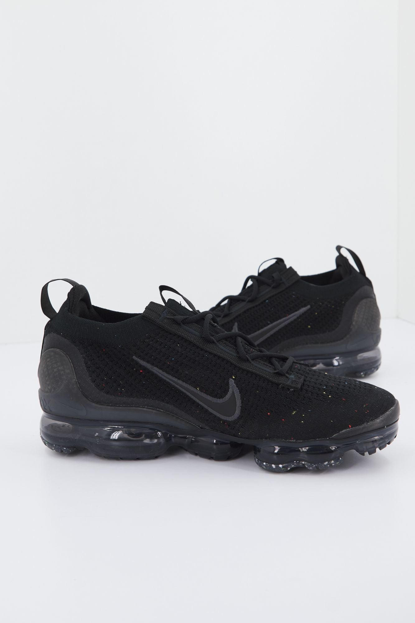 NIKE AIR VAPORMAX FK en color NEGRO (2)