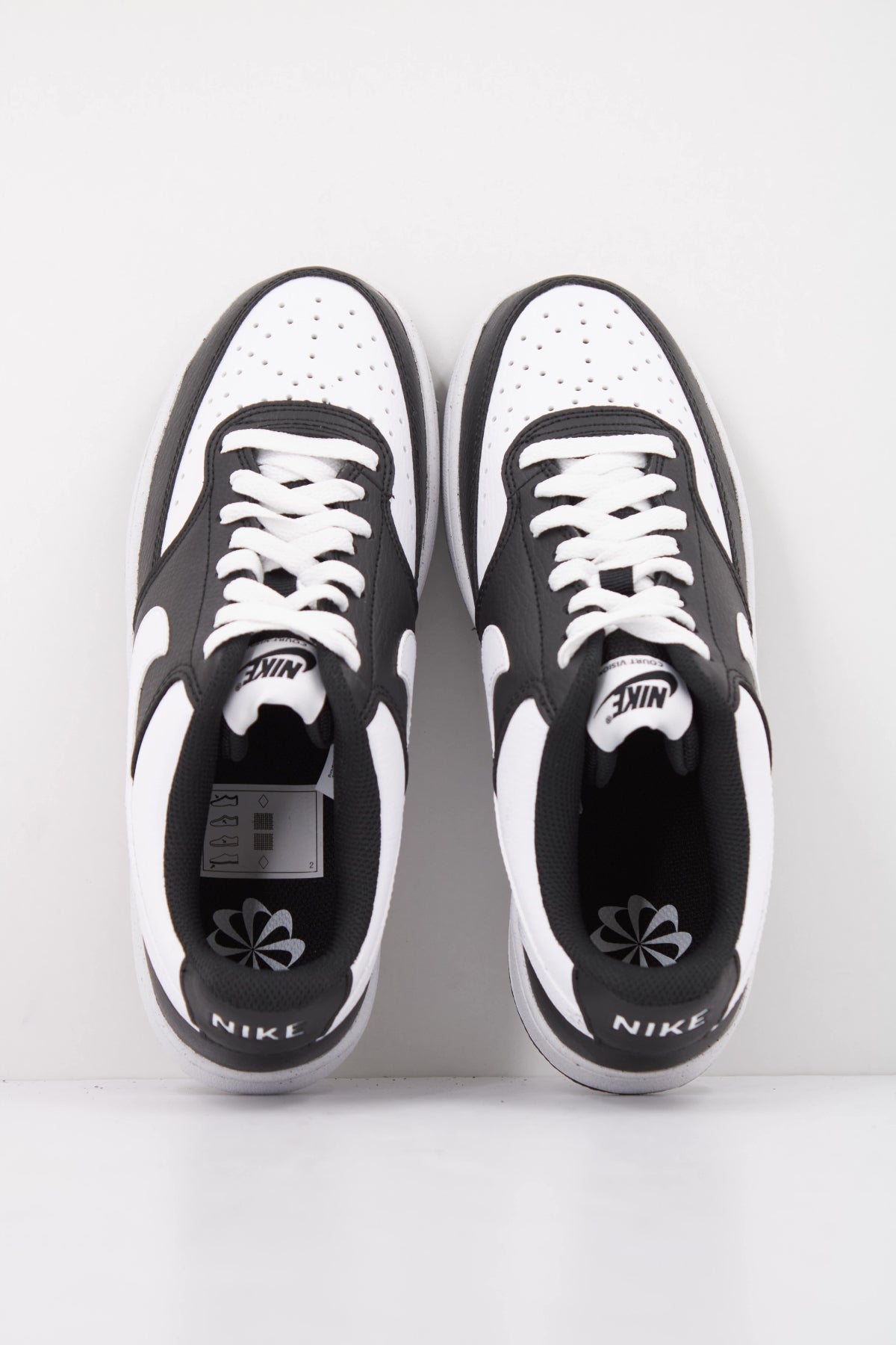 NIKE W NIKE COURT VISION LO NN en color NEGRO (3)