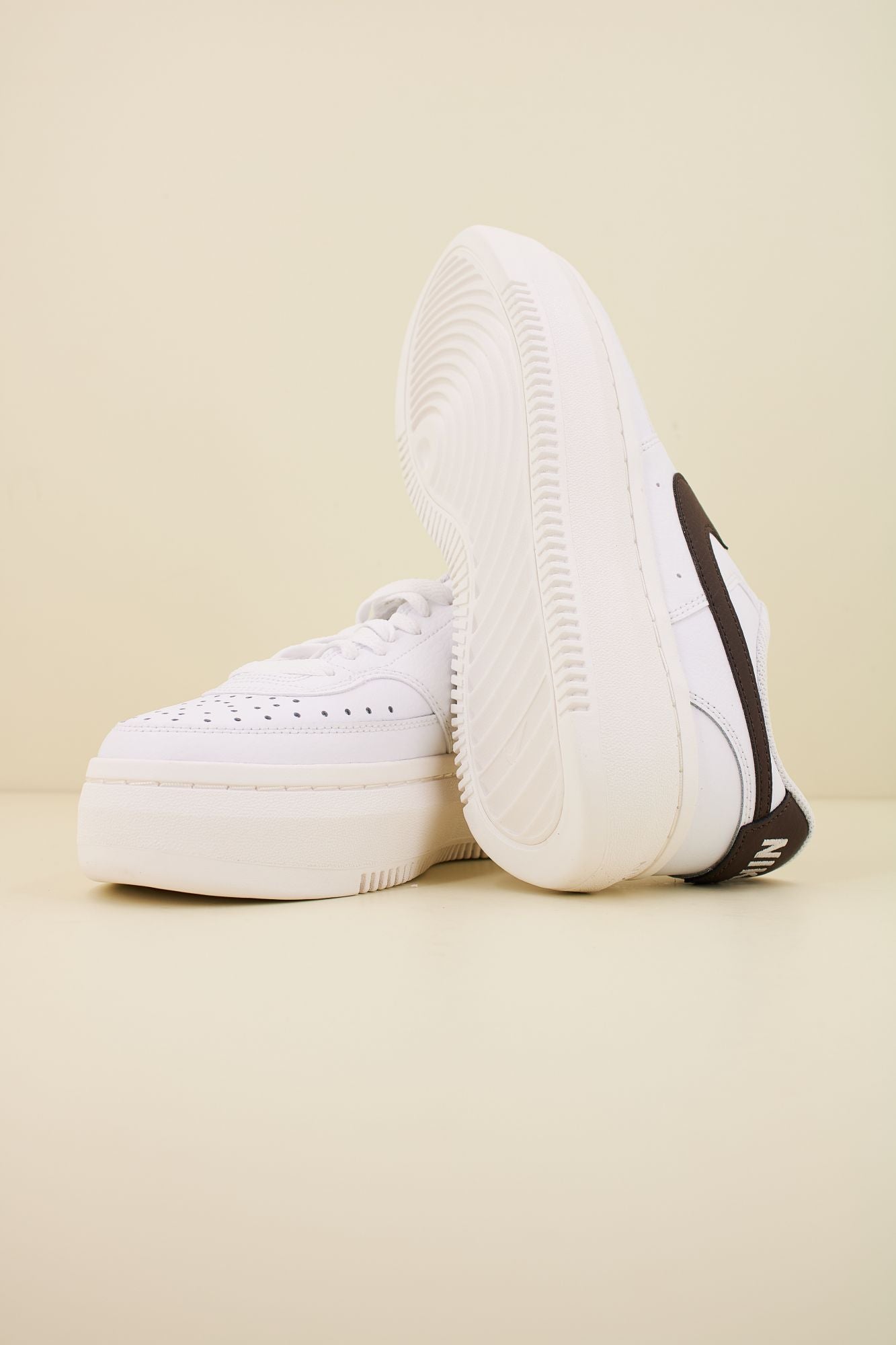 NIKE COURT VISION ALTA en color BLANCO (4)