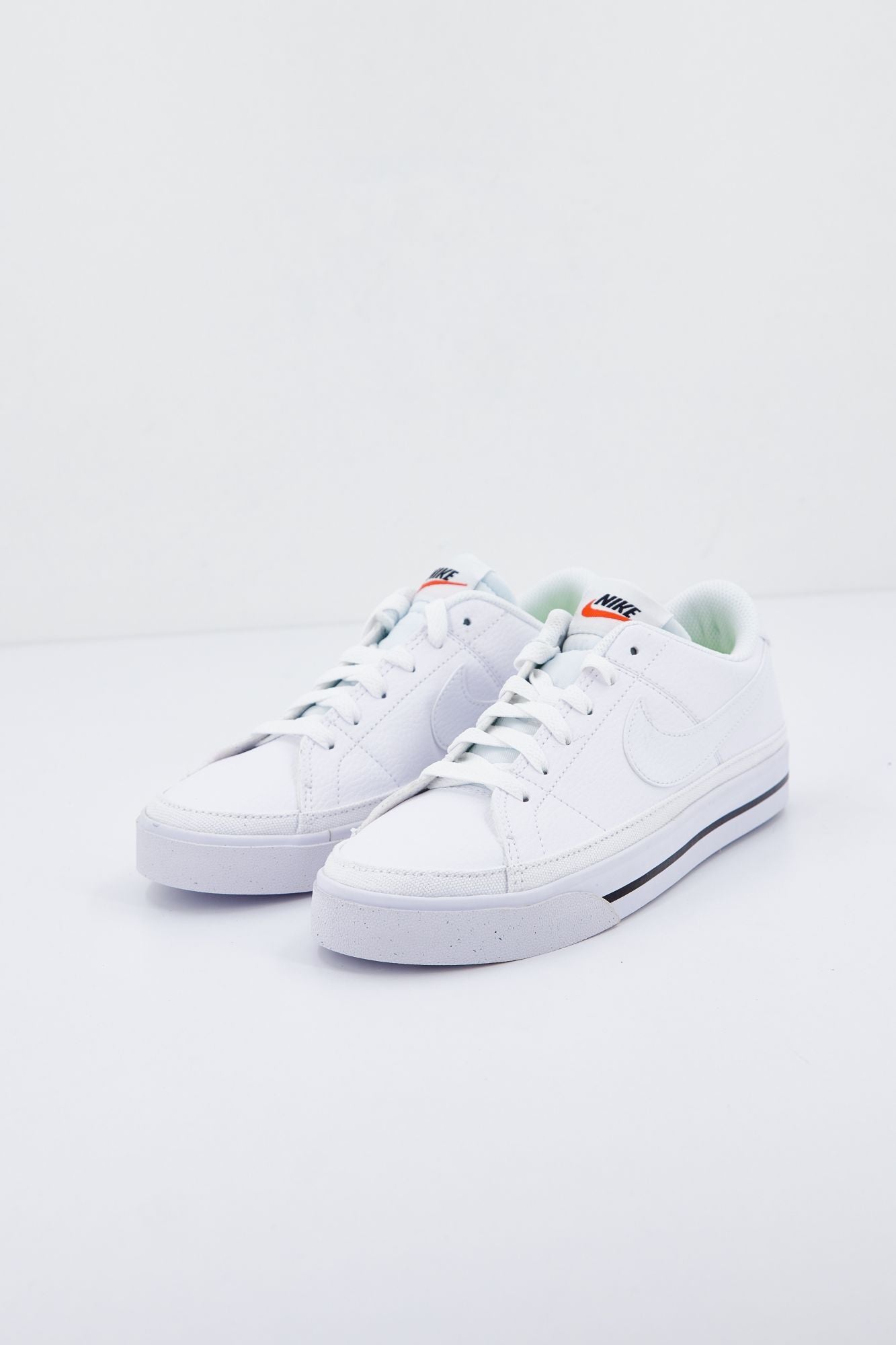 NIKE COURT LEGACY NEXT NATUR en color BLANCO (1)