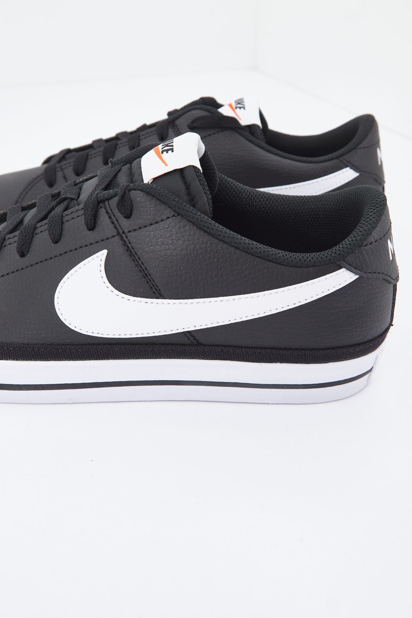 NIKE COURT LEGACY NEXT NATUR en color NEGRO (4)