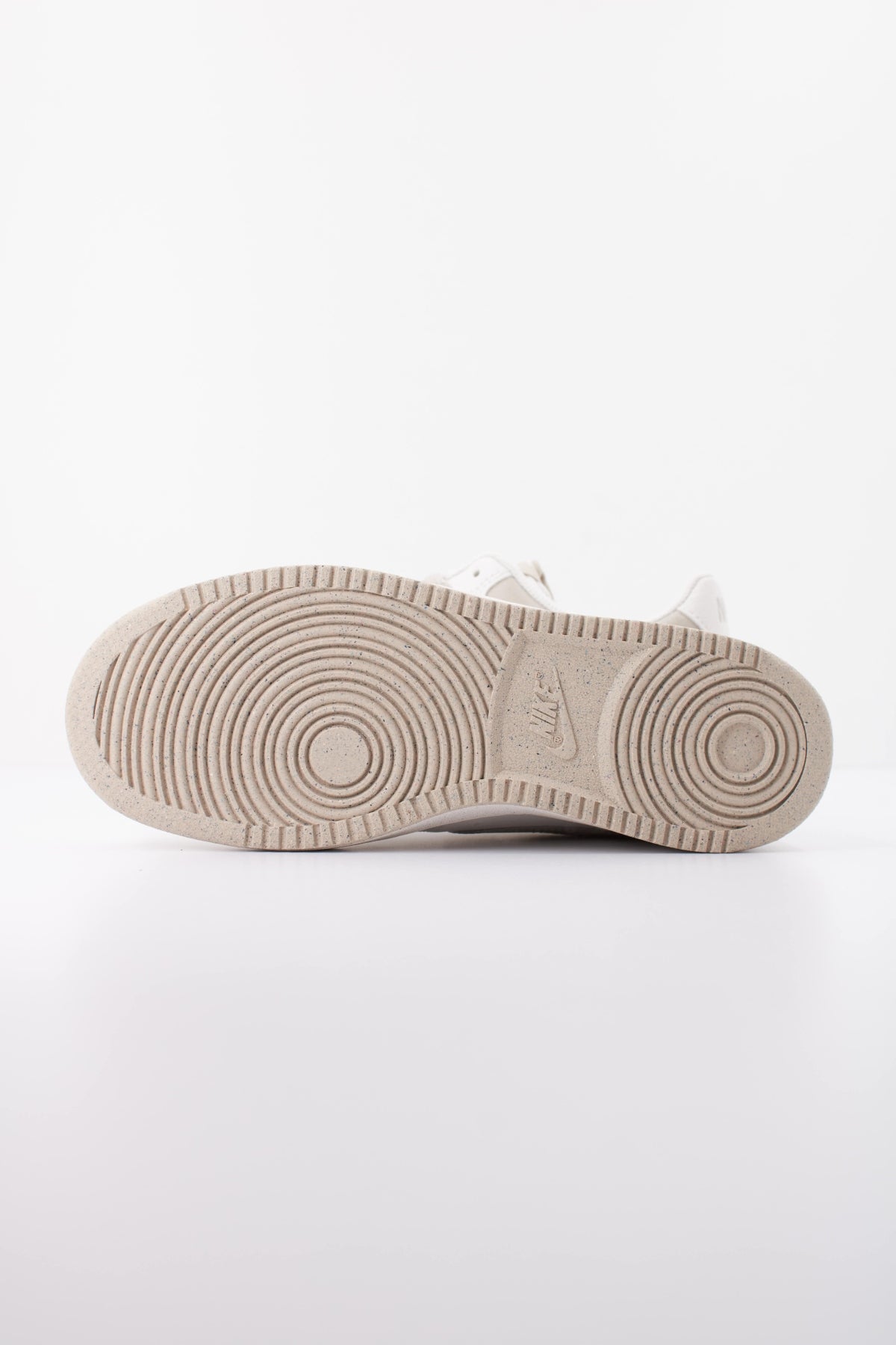 NIKE W NIKE COURT VISION LO NN en color BLANCO (5)