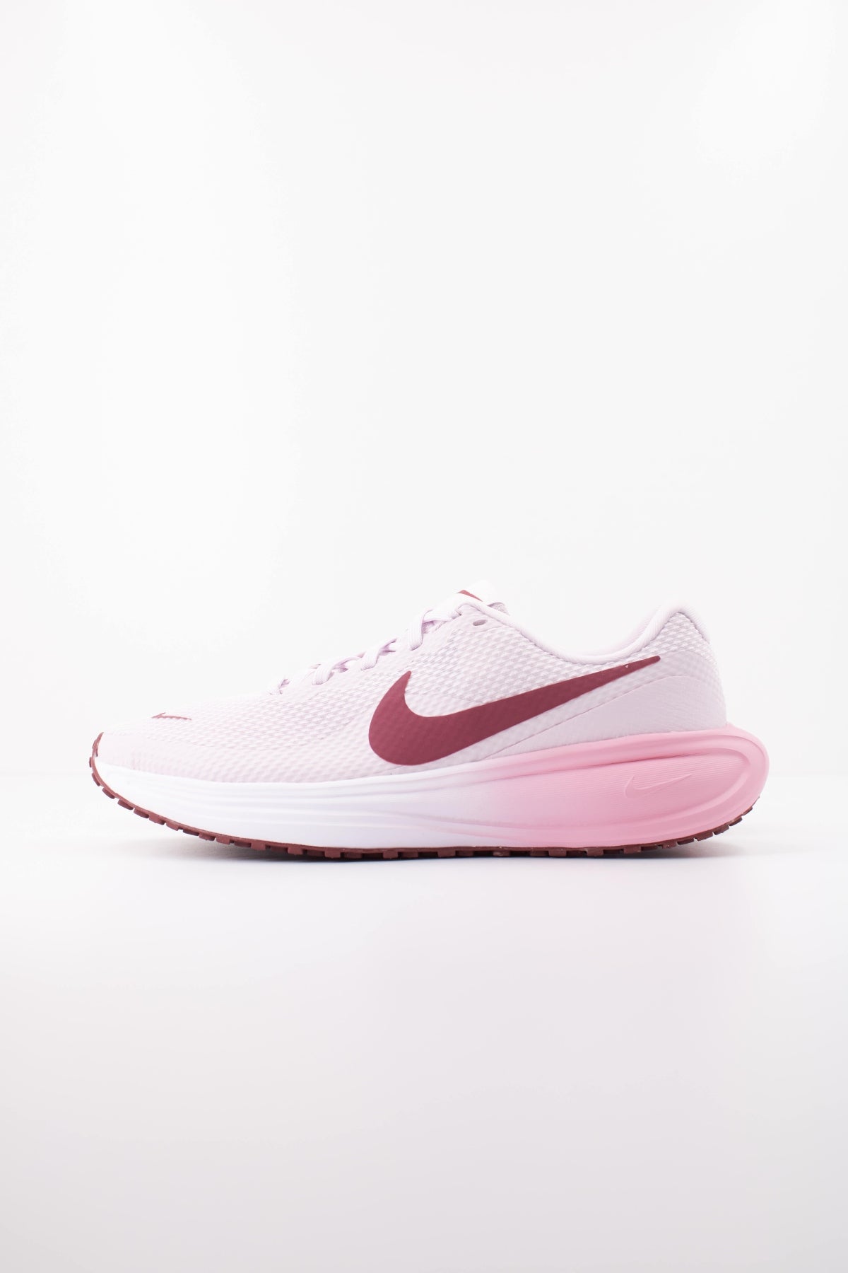 NIKE W NIKE REVOLUTION 8 en color ROSA (1)