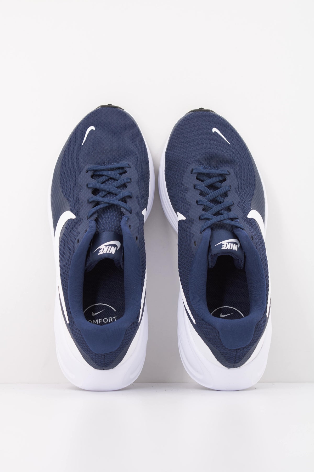 NIKE REVOLUTION 8 HJ9198 en color AZUL (3)