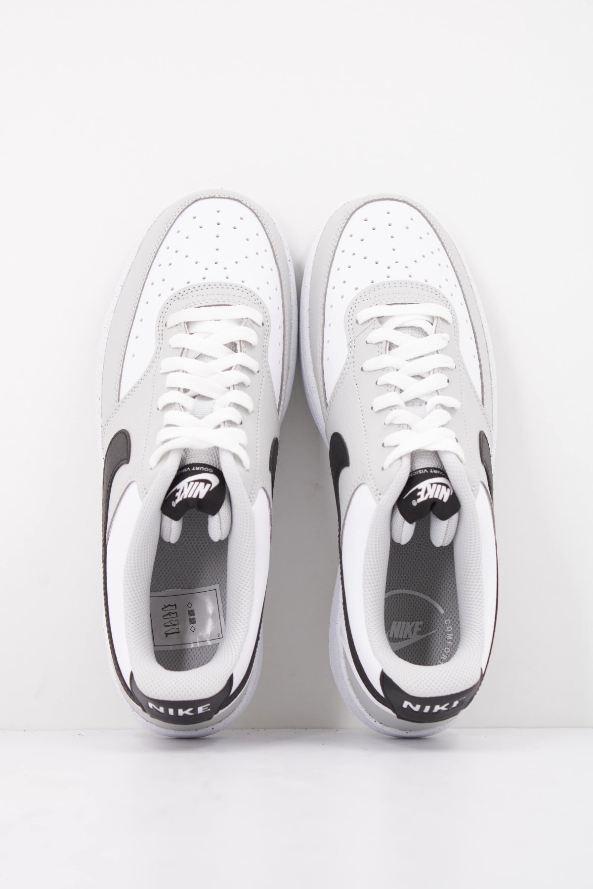 NIKE NIKE COURT VISION LO en color GRIS (3)