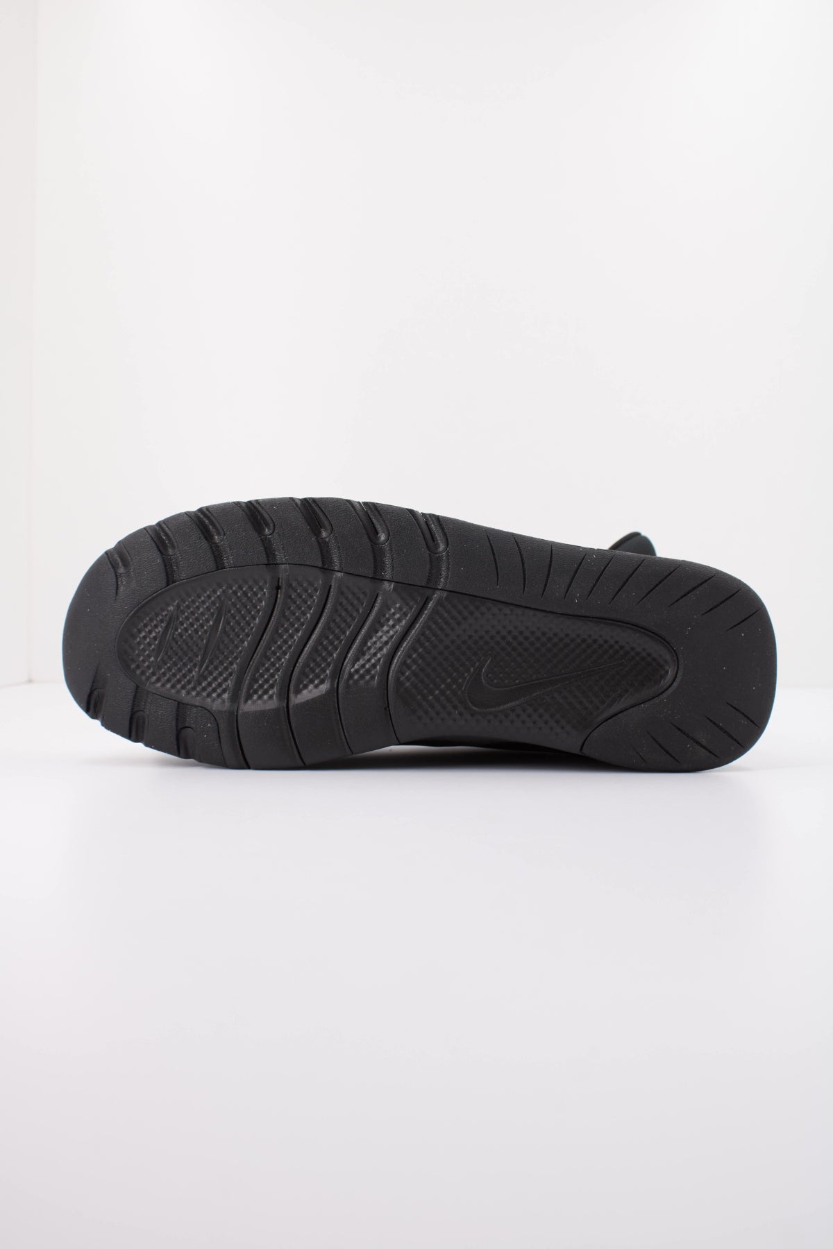 NIKE FLEX TRAIN HV9972 en color NEGRO (5)