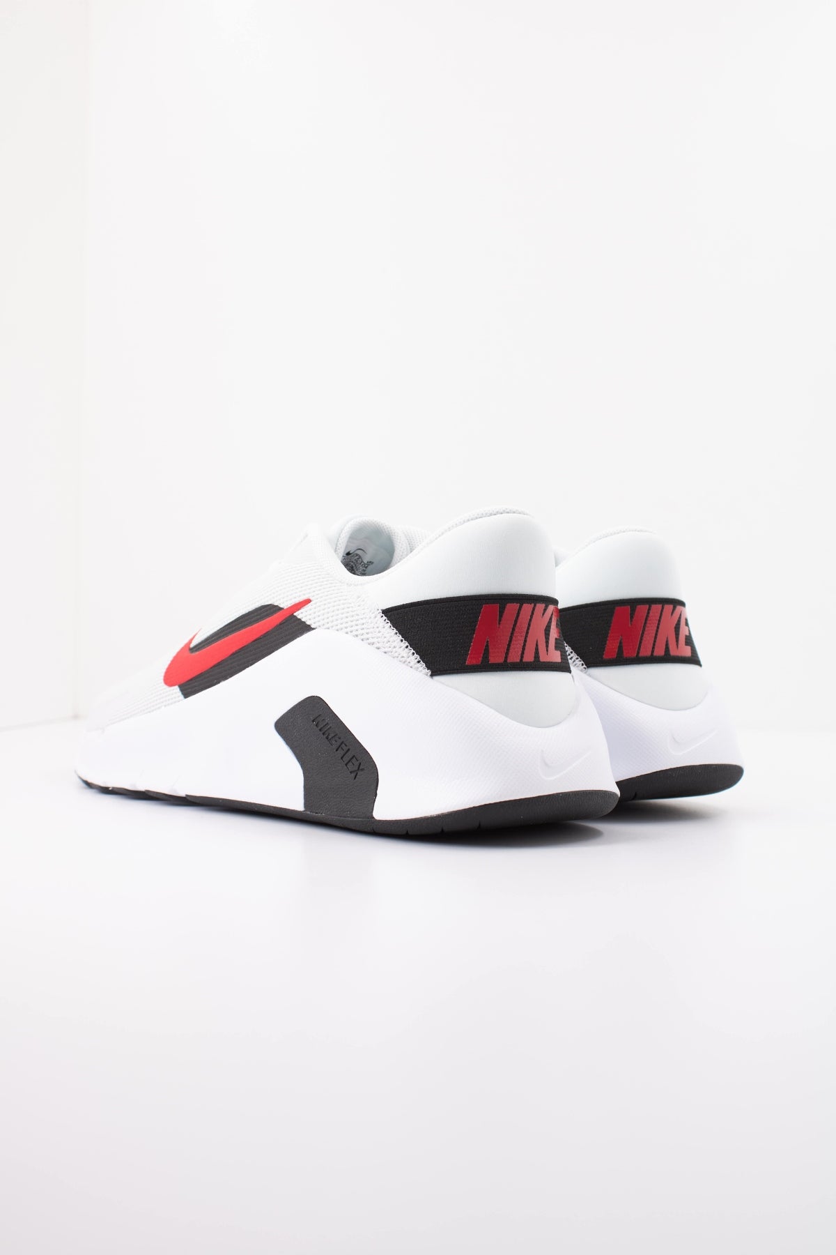 NIKE NIKE FLEX TRAIN en color BLANCO (4)