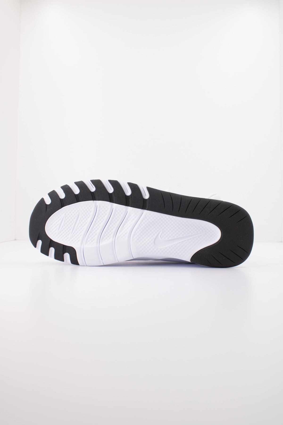 NIKE FLEX TRAIN HV9972 en color BLANCO (5)