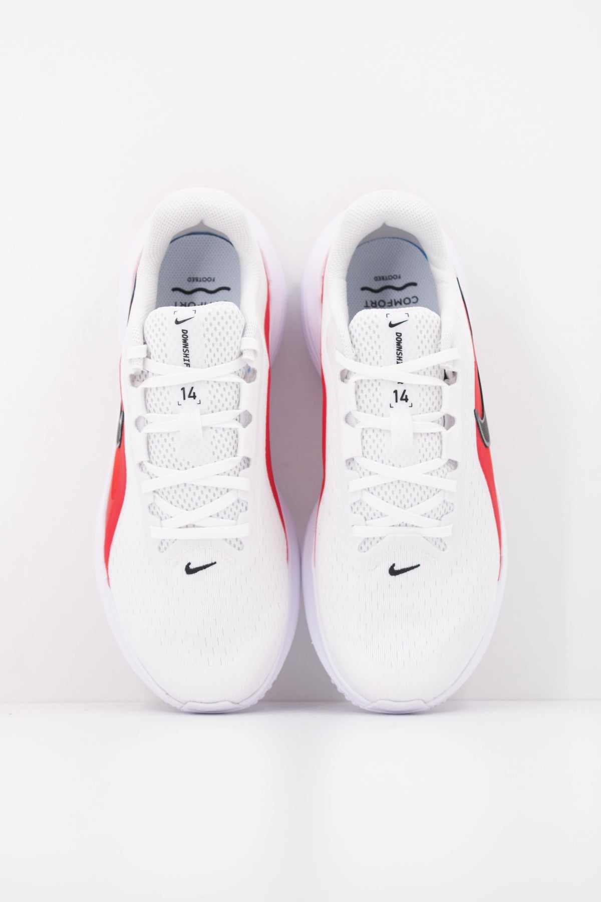 NIKE NIKE DOWNSHIFTER 14 en color BLANCO (3)