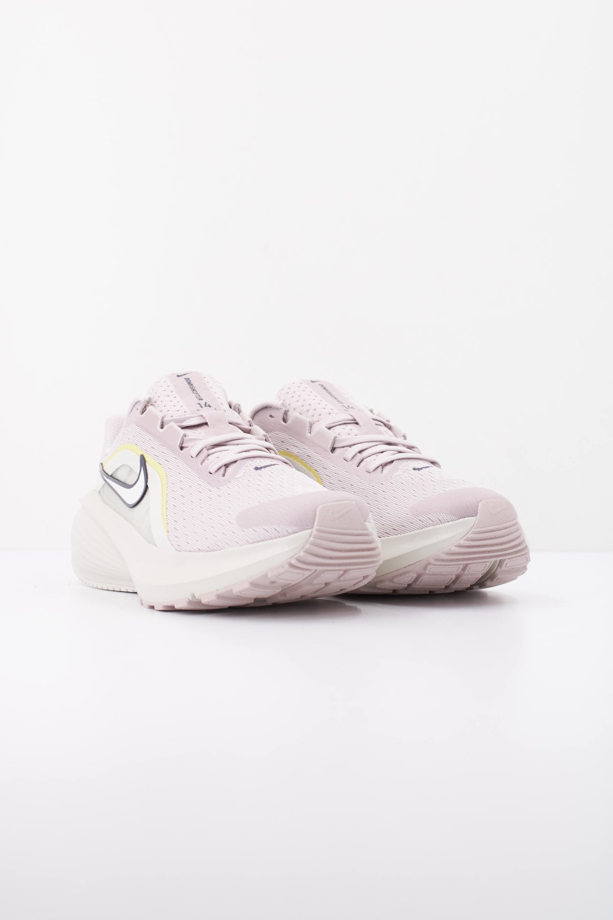 NIKE W NIKE DOWNSHIFTER 14 en color NUDE (2)