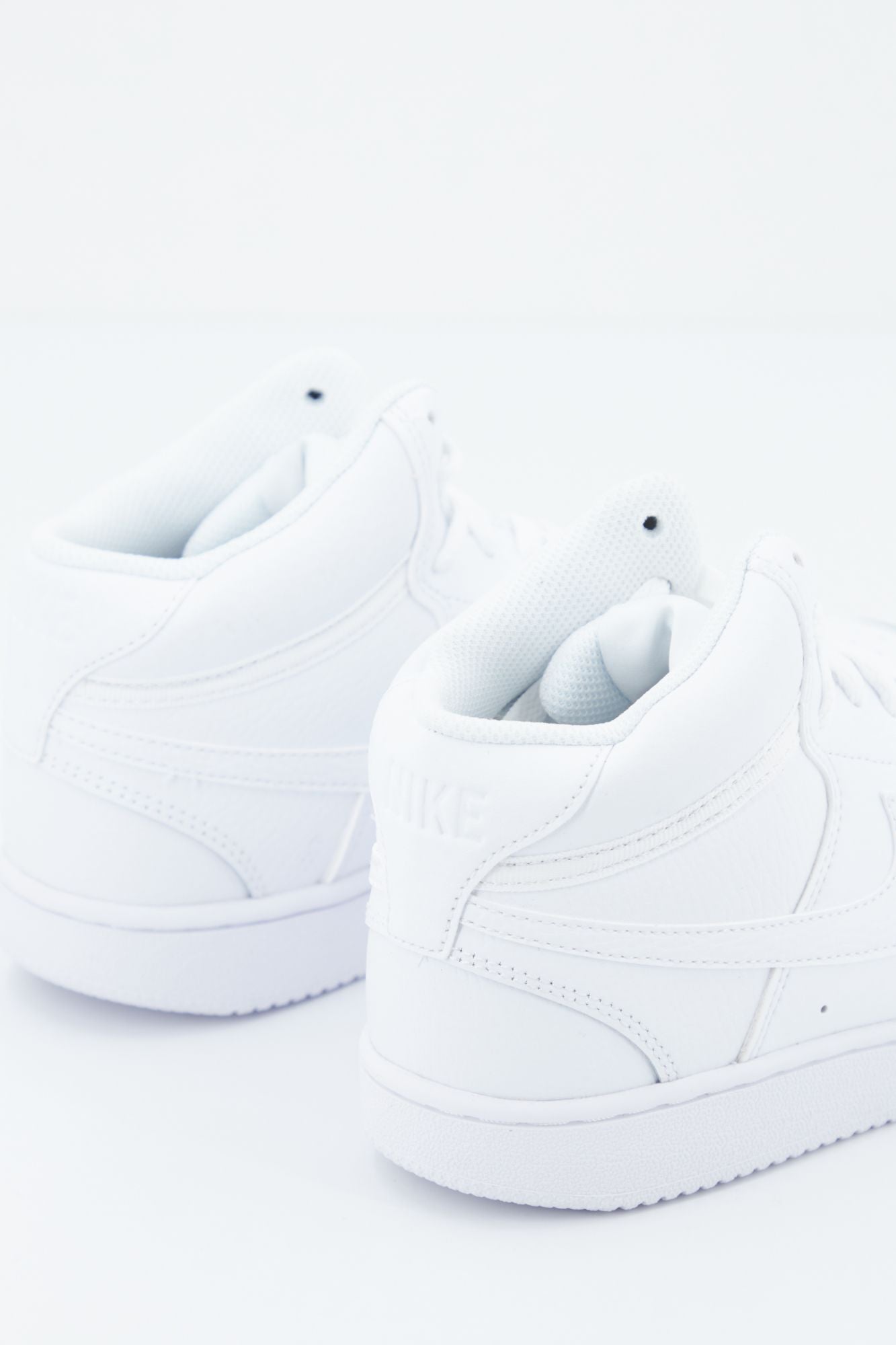 NIKE WMNS NIKE COURT VISION en color BLANCO (3)