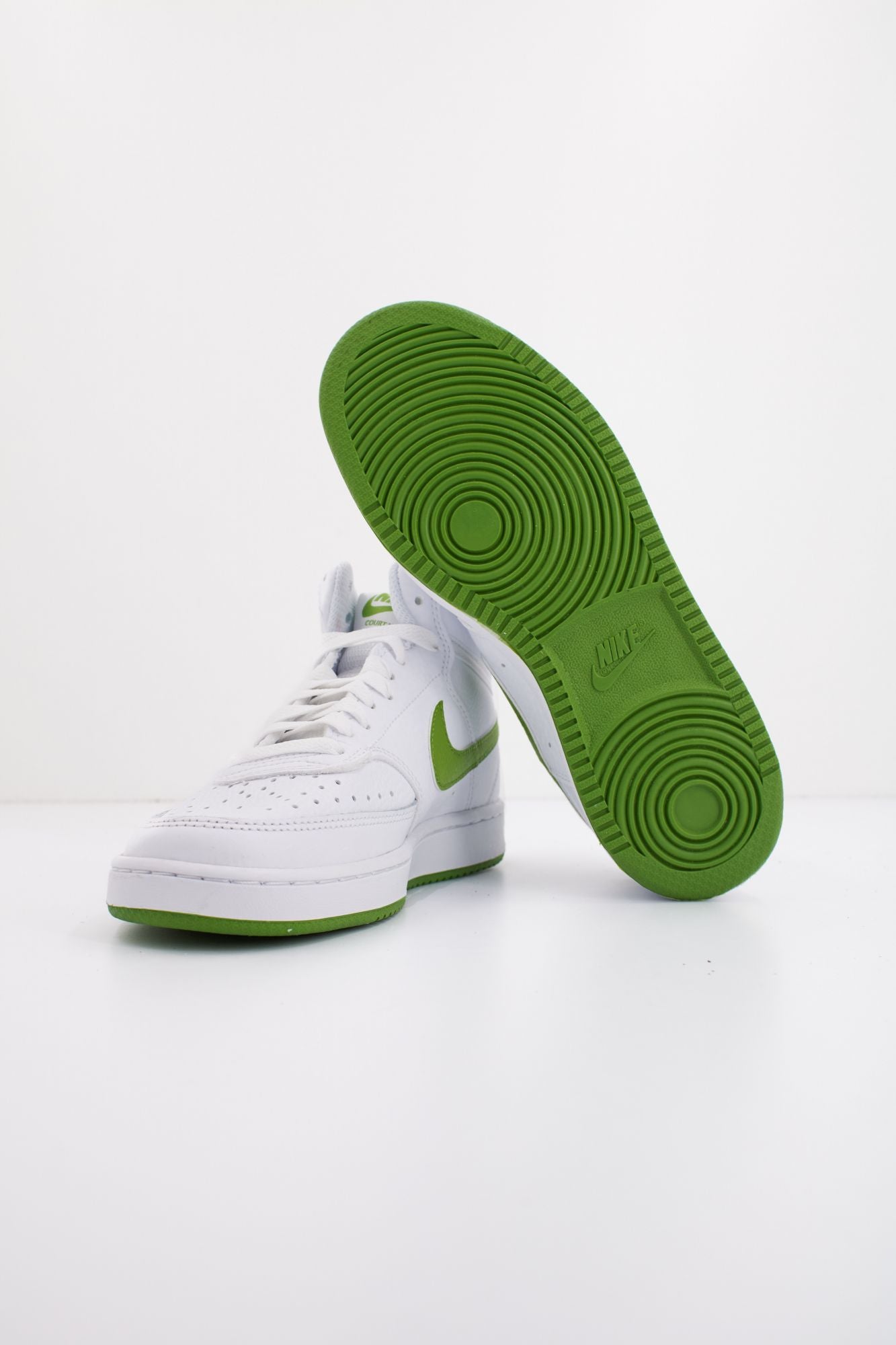 NIKE  COURT VISION MID en color BLANCO (4)