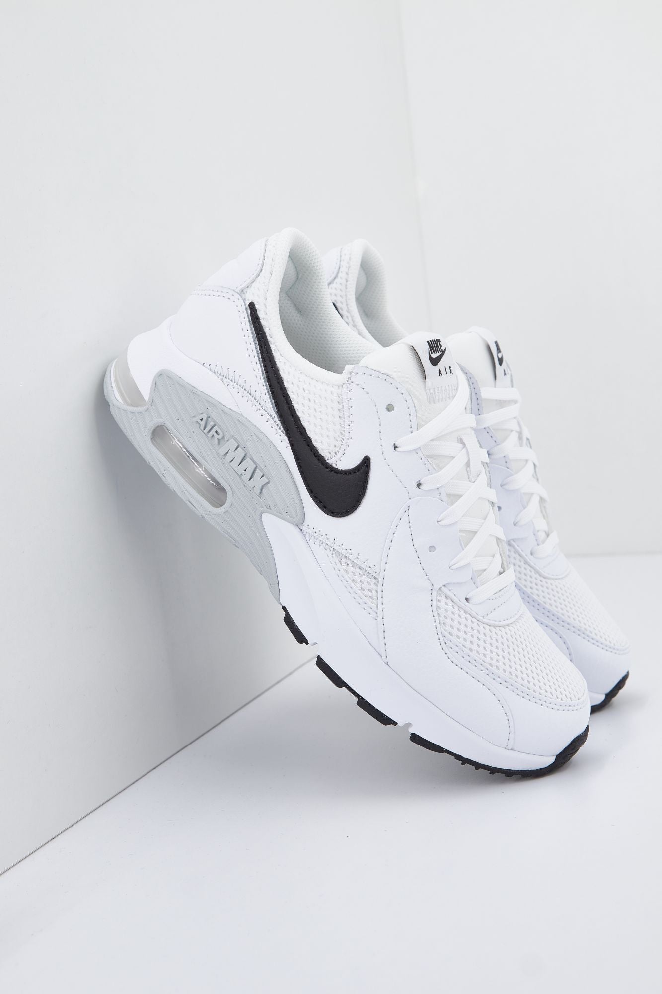 NIKE AIR MAX EXCEE en color BLANCO (2)
