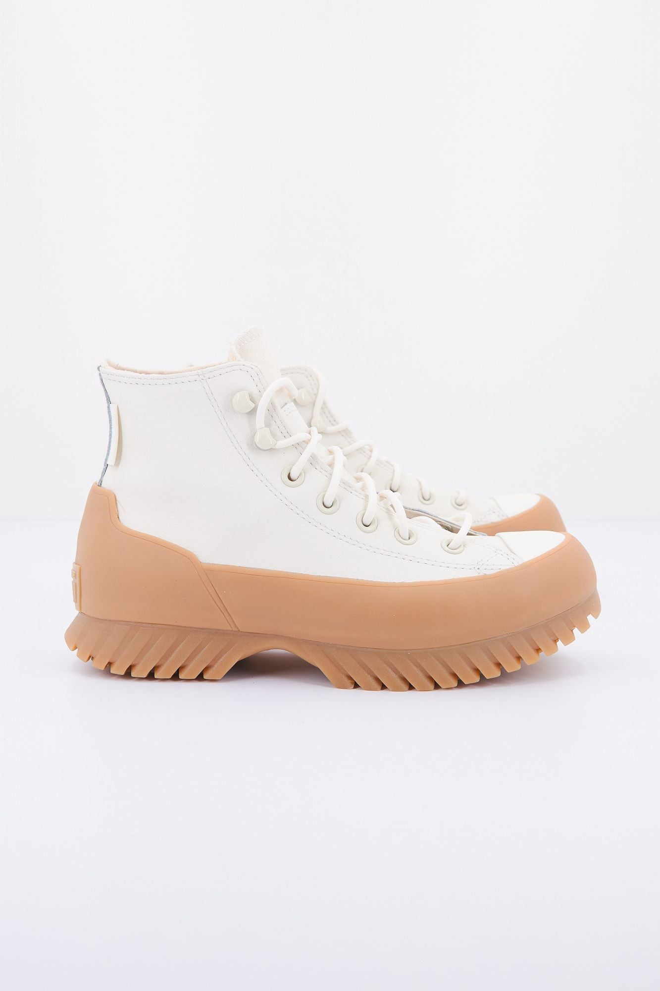 CONVERSE CHUCK TAYLOR ALL STAR LUGGED 2.0 COUNTER CLIMATE en color BEIS (2)