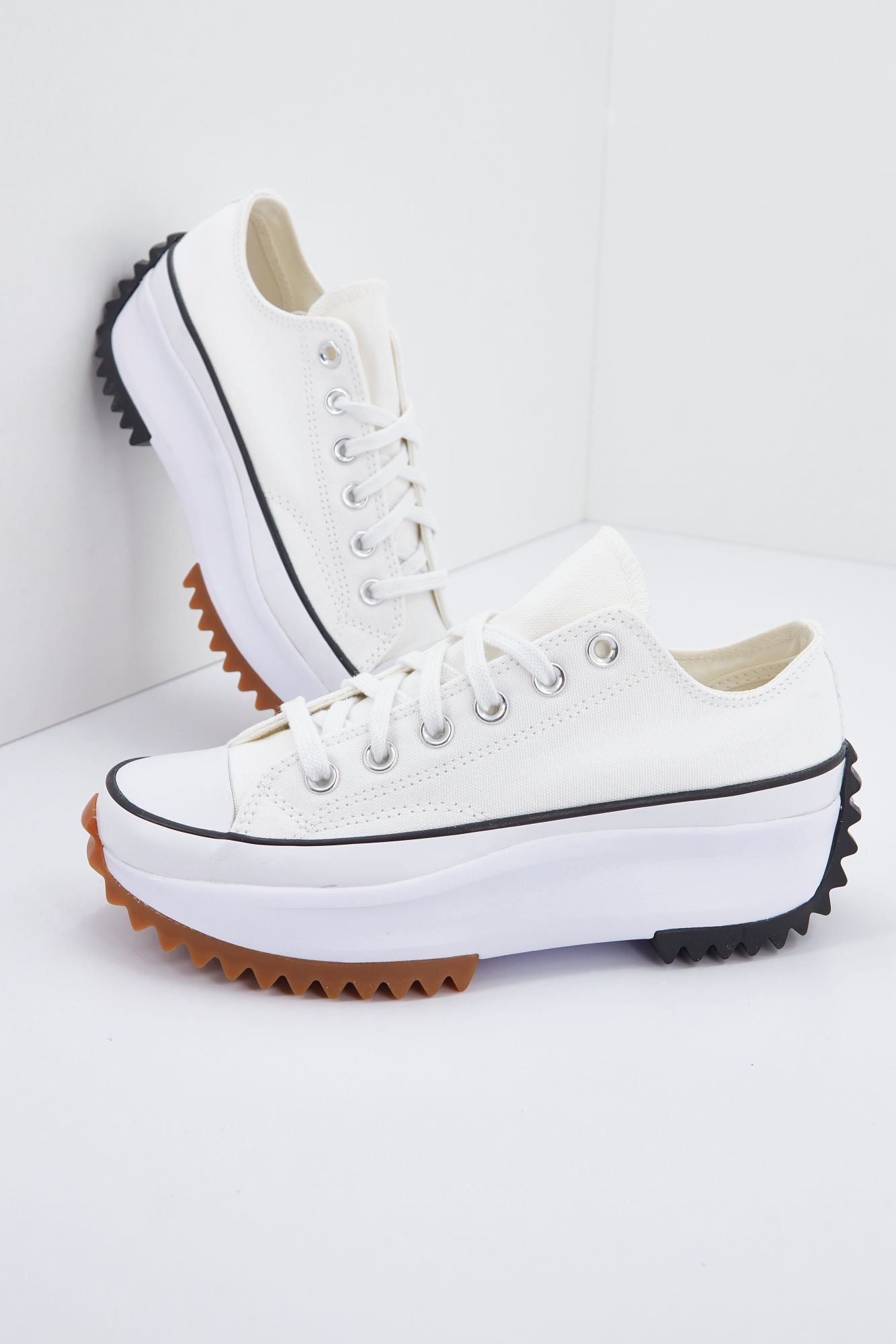 CONVERSE RUN STAR HIKE CANVAS en color BLANCO (4)