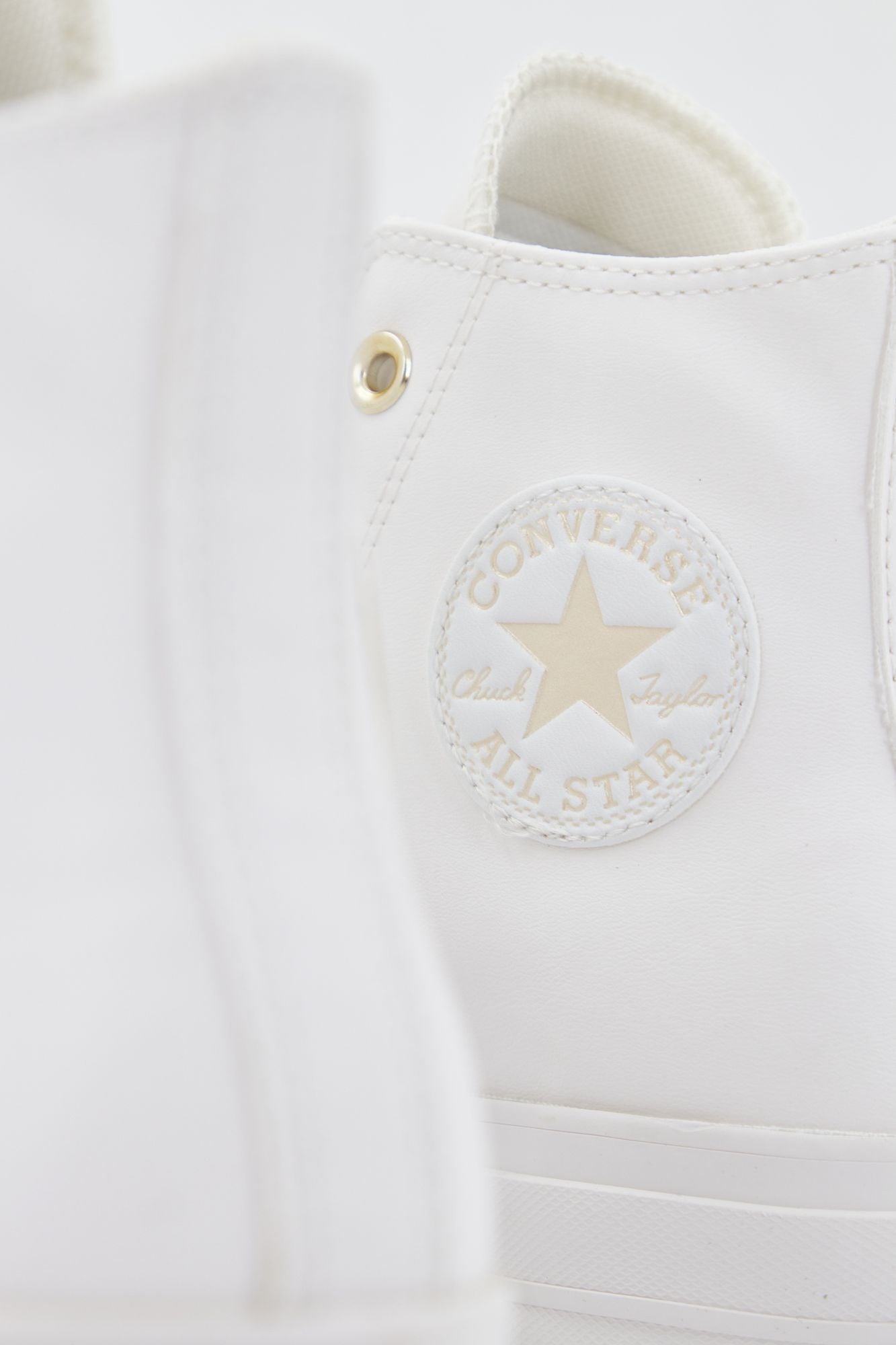 CONVERSE CHUCK TAYLOR ALL STAR en color BLANCO (4)
