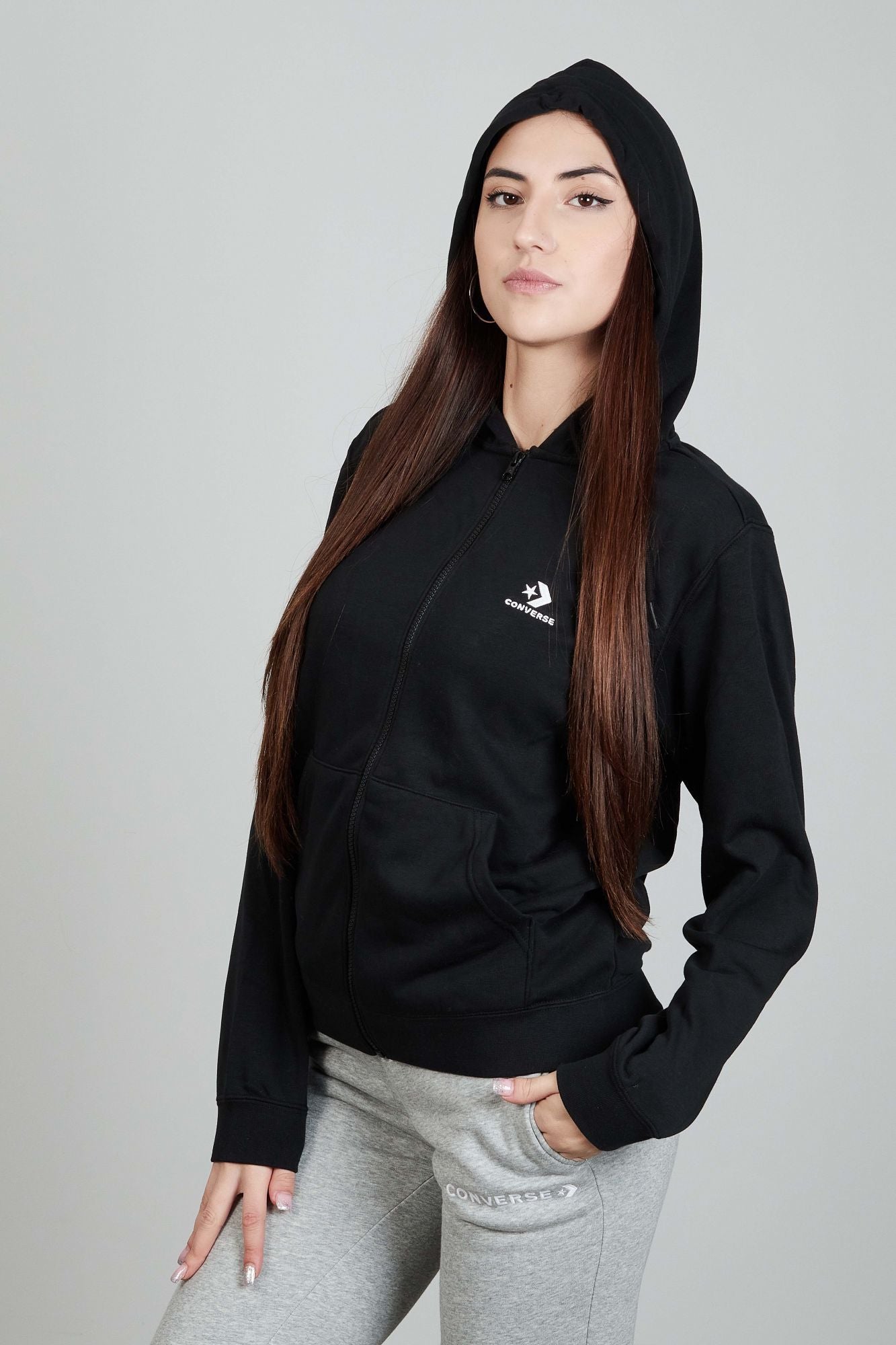CONVERSE CLASSIC HOODIE en color NEGRO (3)