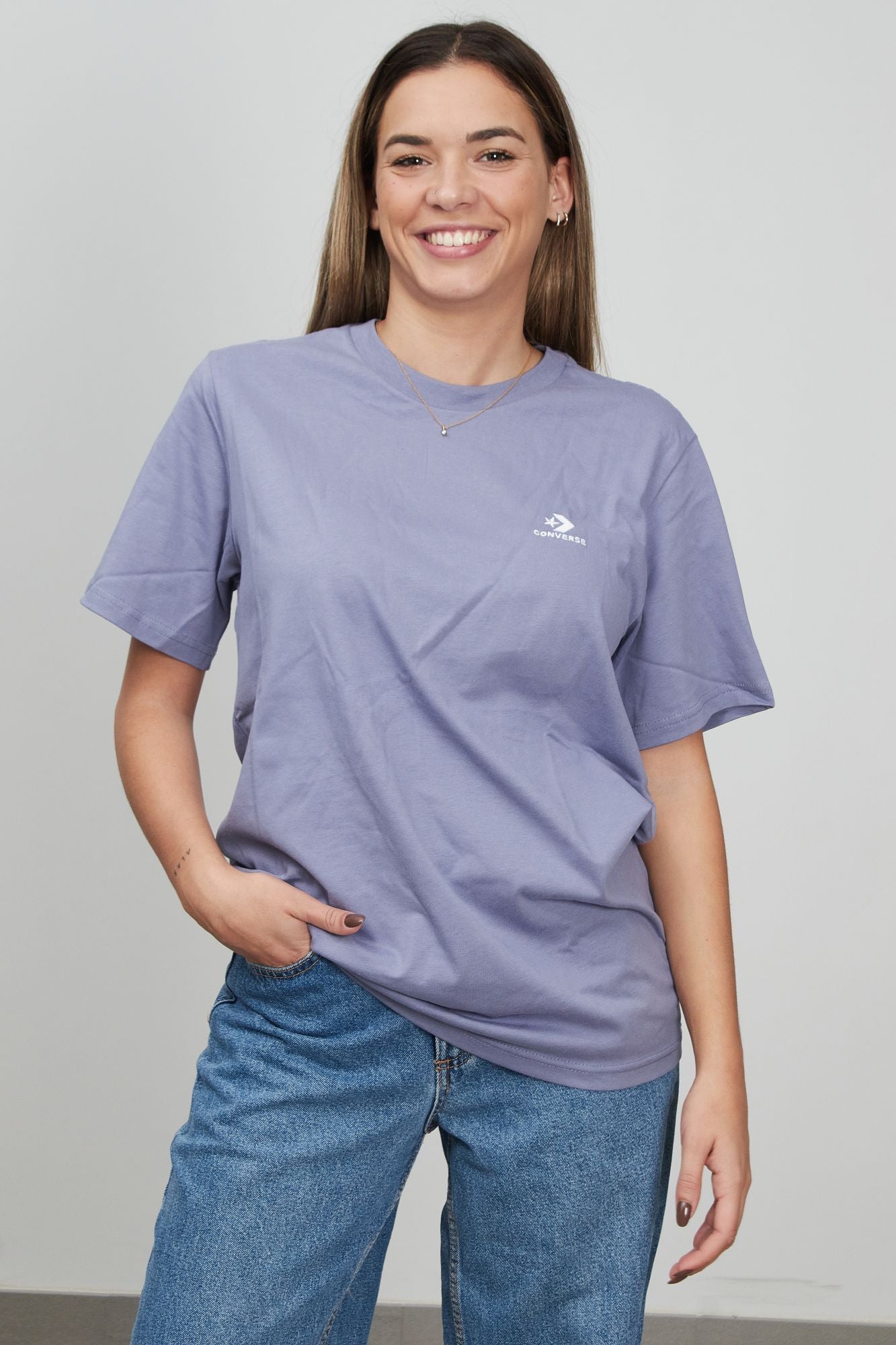 CONVERSE  STAR CHEVRON TEE en color VIOLETA (1)