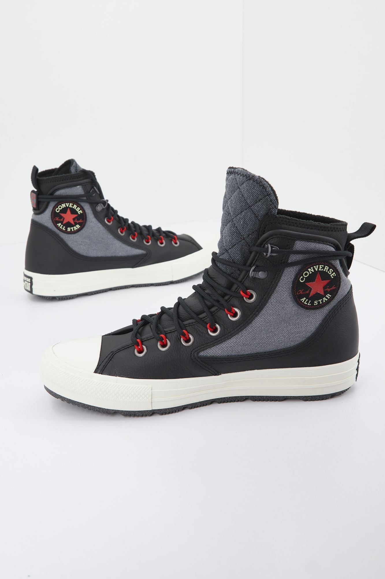 CONVERSE TERRAIN HI en color NEGRO (2)