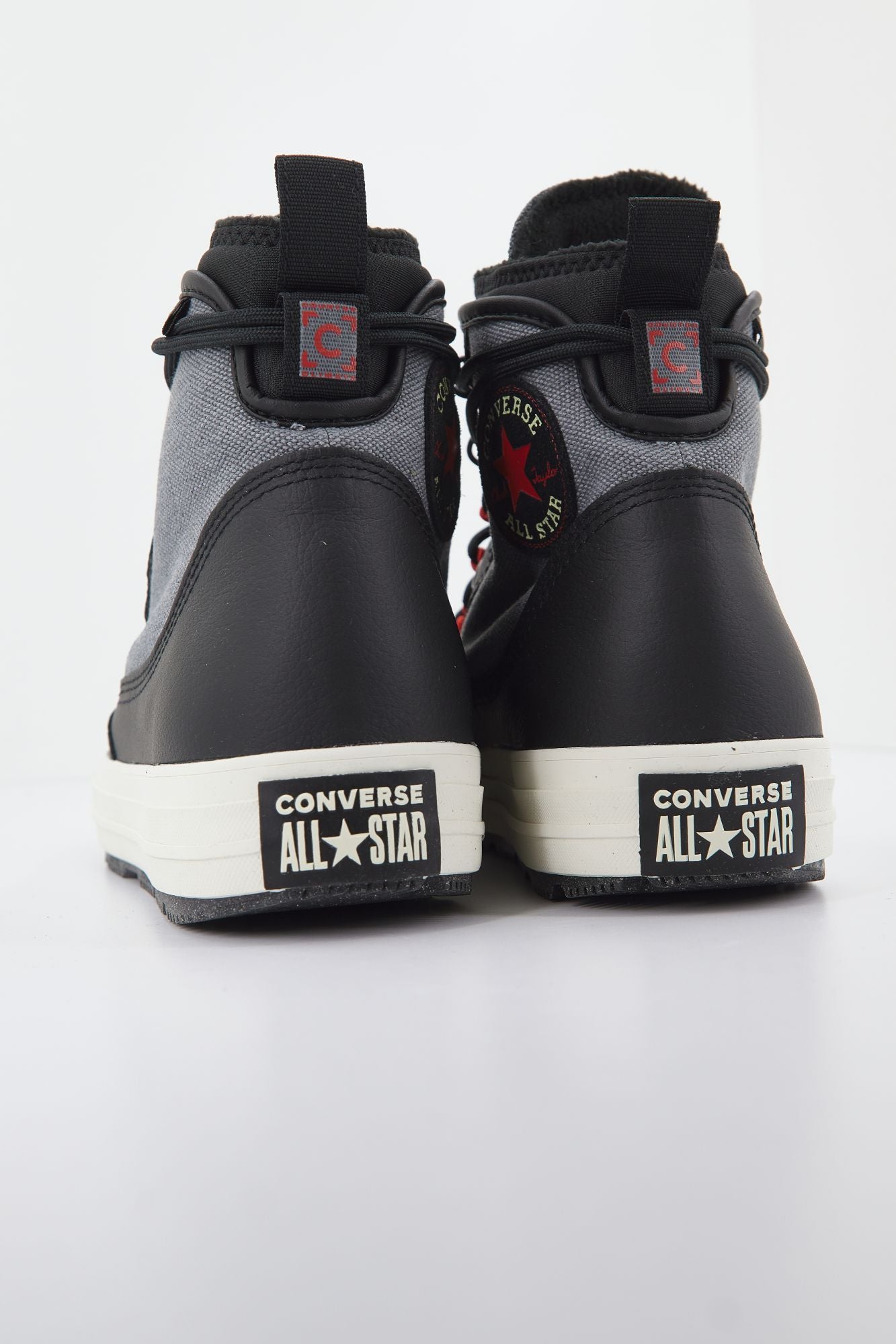 CONVERSE TERRAIN HI en color NEGRO (4)