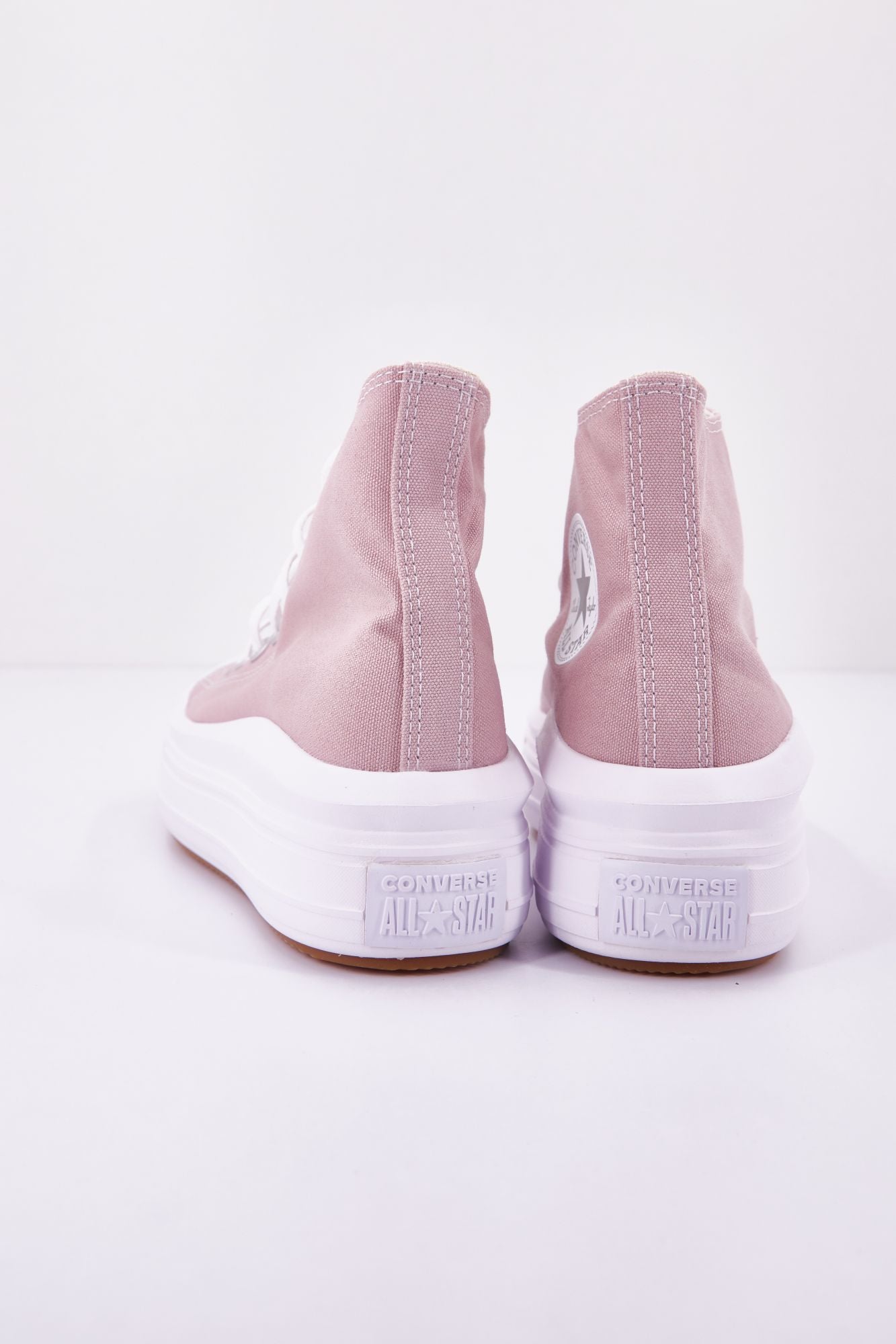 CONVERSE A01369C CTAS MOVE HI en color NUDE (4)