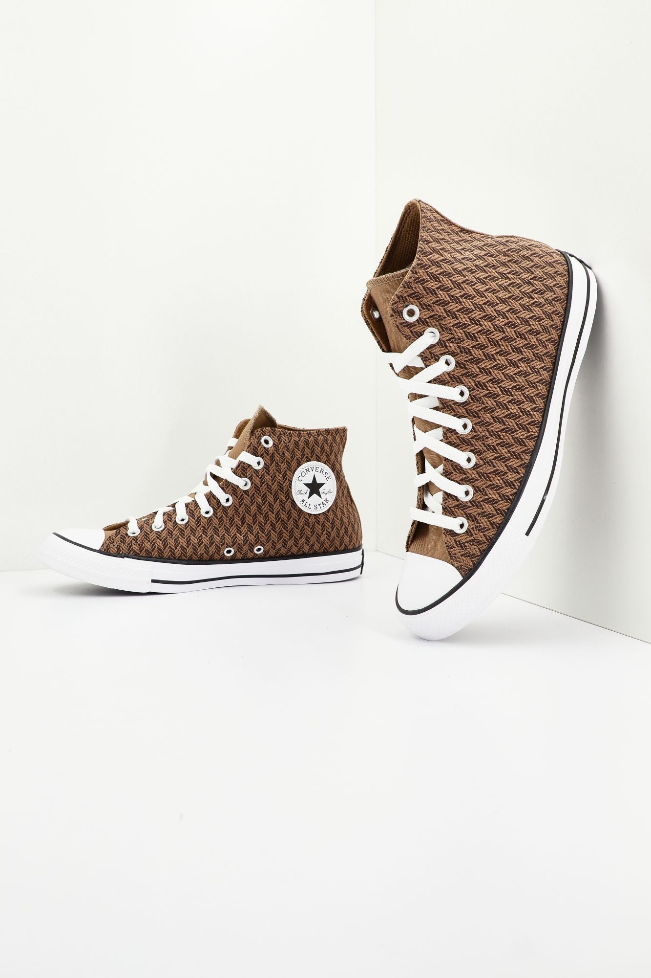 CONVERSE CHUCK TAYLOR ALL STAR HERRINGBON en color MARRON (4)