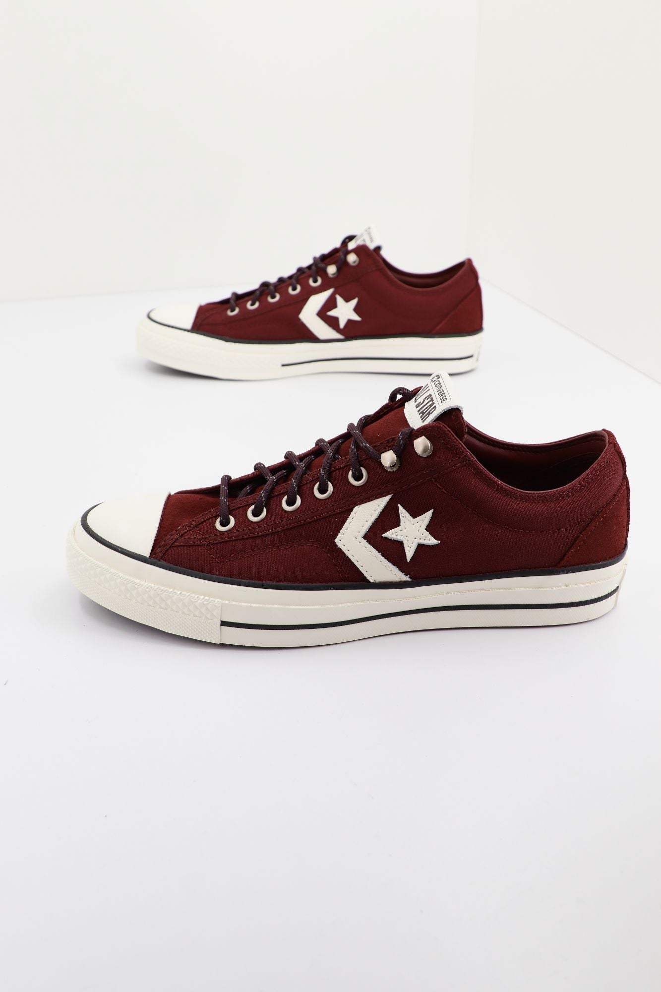 CONVERSE STAR PLAYER 76 RETRO HIKE en color BURDEOS (1)