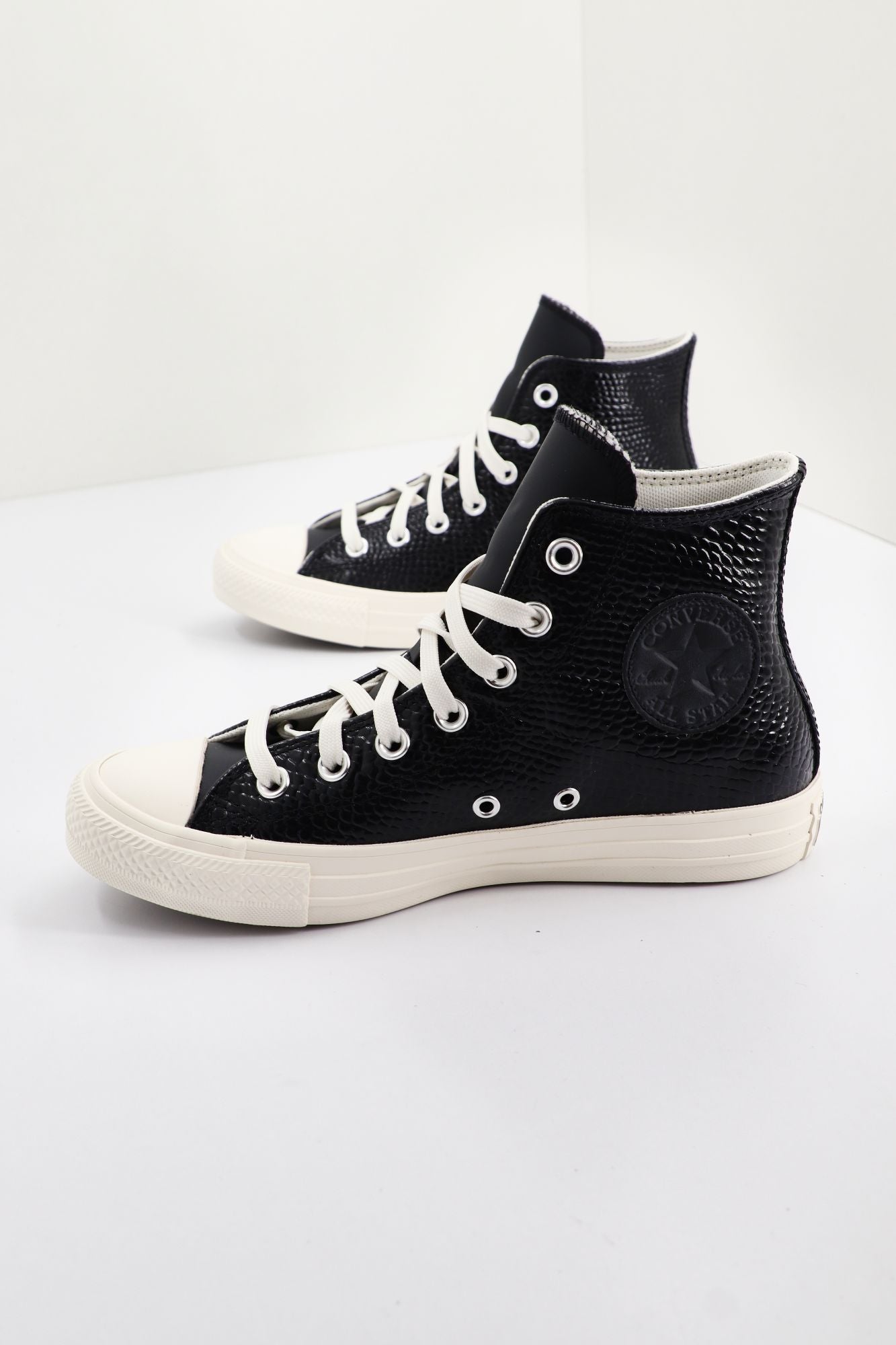 CONVERSE Chuck Taylor All Star Croco Embossed en color NEGRO (1)